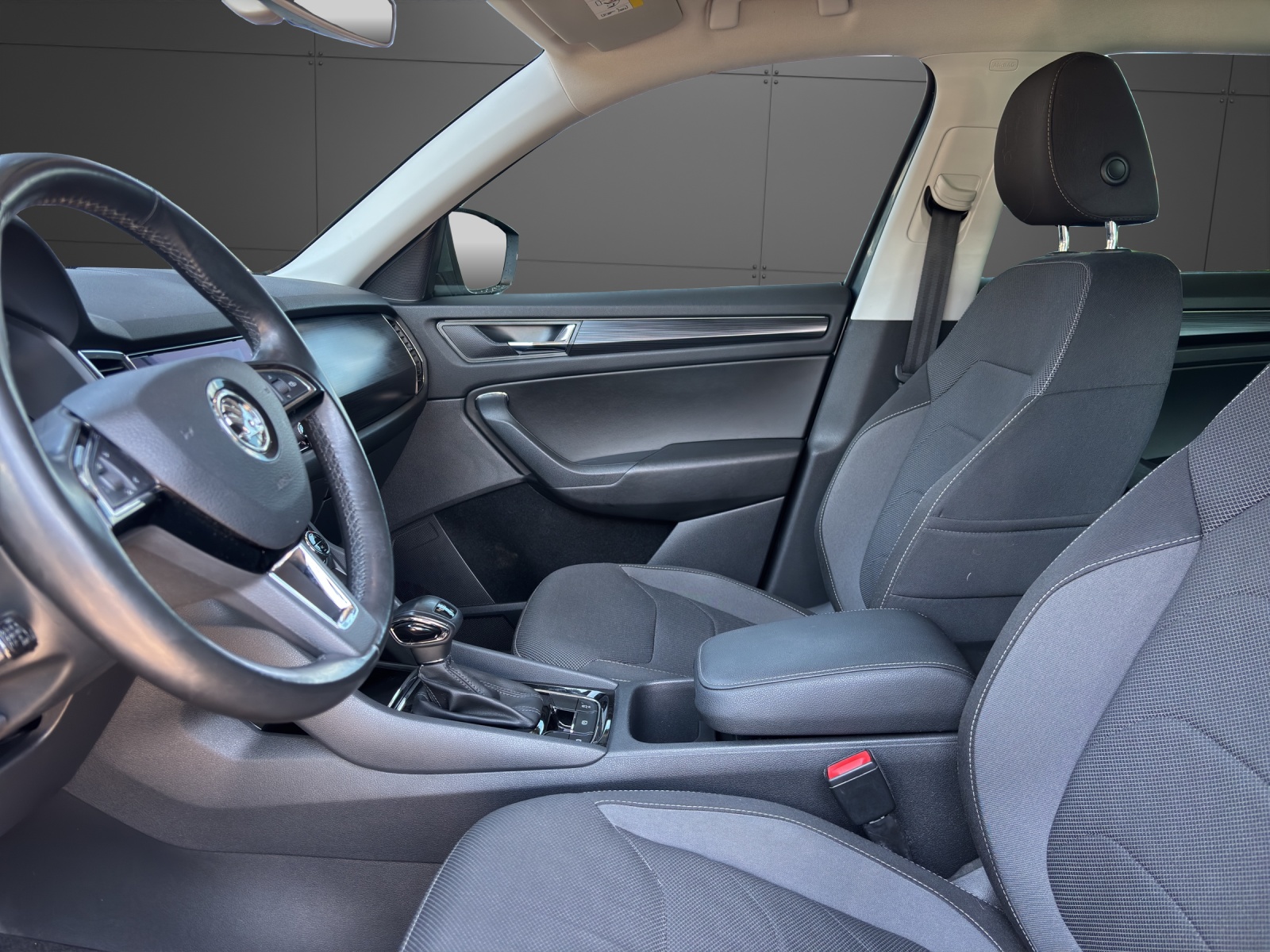 SKODA Kodiaq 2.0 TDI CR Ambition 4x4 DSG-showroom-element-2