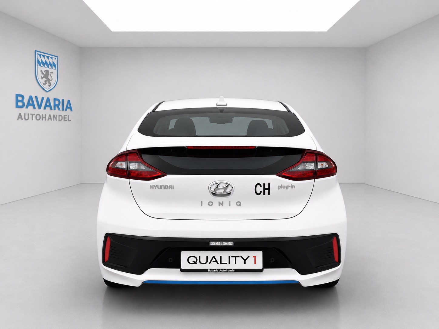 HYUNDAI Ioniq 1.6 GDi Plug in Hybrid Launch Plus DCT-image-4
