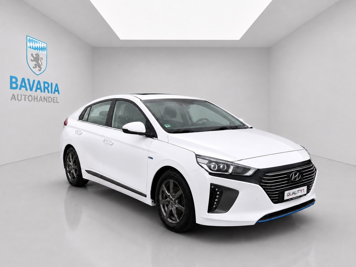 HYUNDAI Ioniq 1.6 GDi Plug in Hybrid Launch Plus DCT-image-7