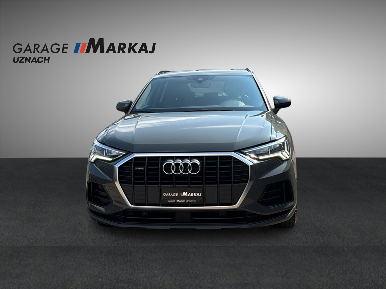 AUDI Q3 35 TDI Attraction quattro S-tronic-showroom-element-1