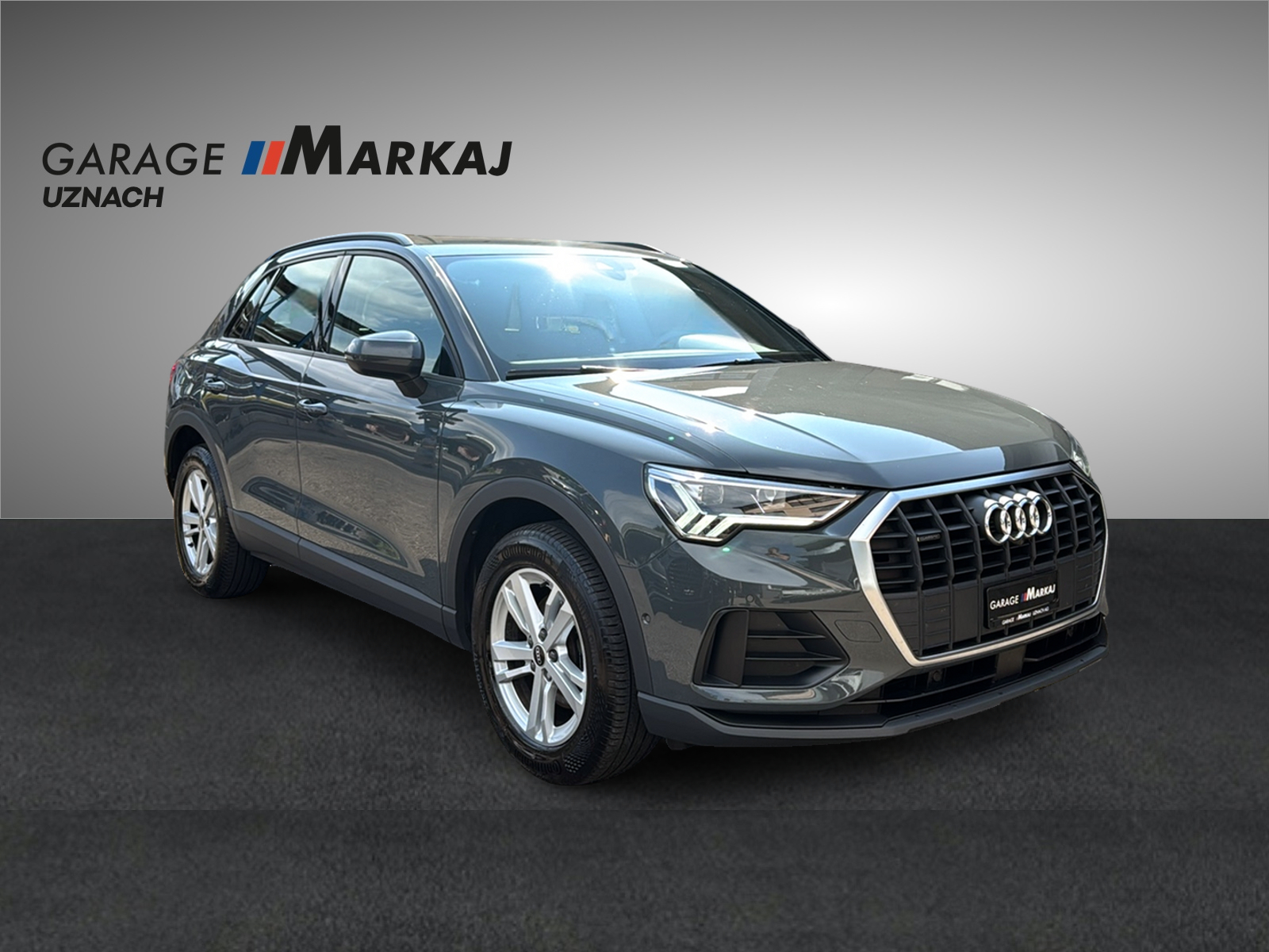 AUDI Q3 35 TDI Attraction quattro S-tronic-showroom-element-3