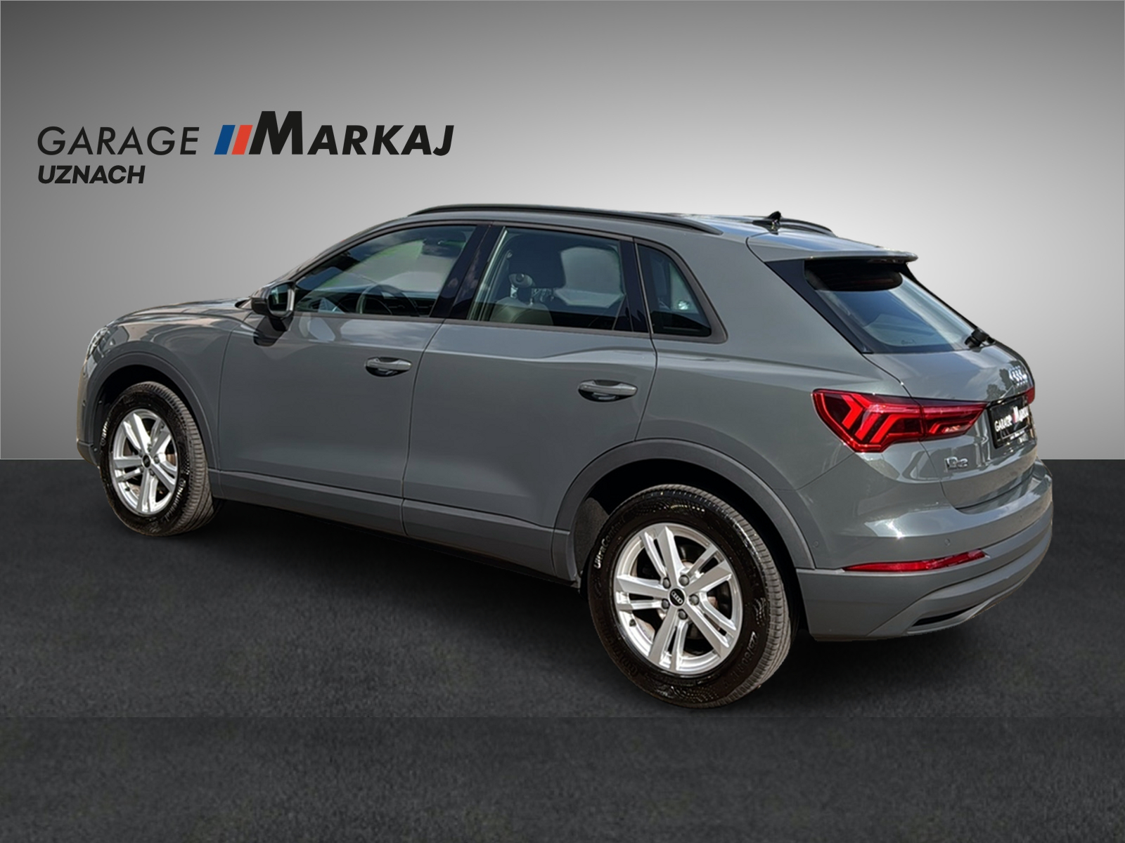 AUDI Q3 35 TDI Attraction quattro S-tronic-image-6
