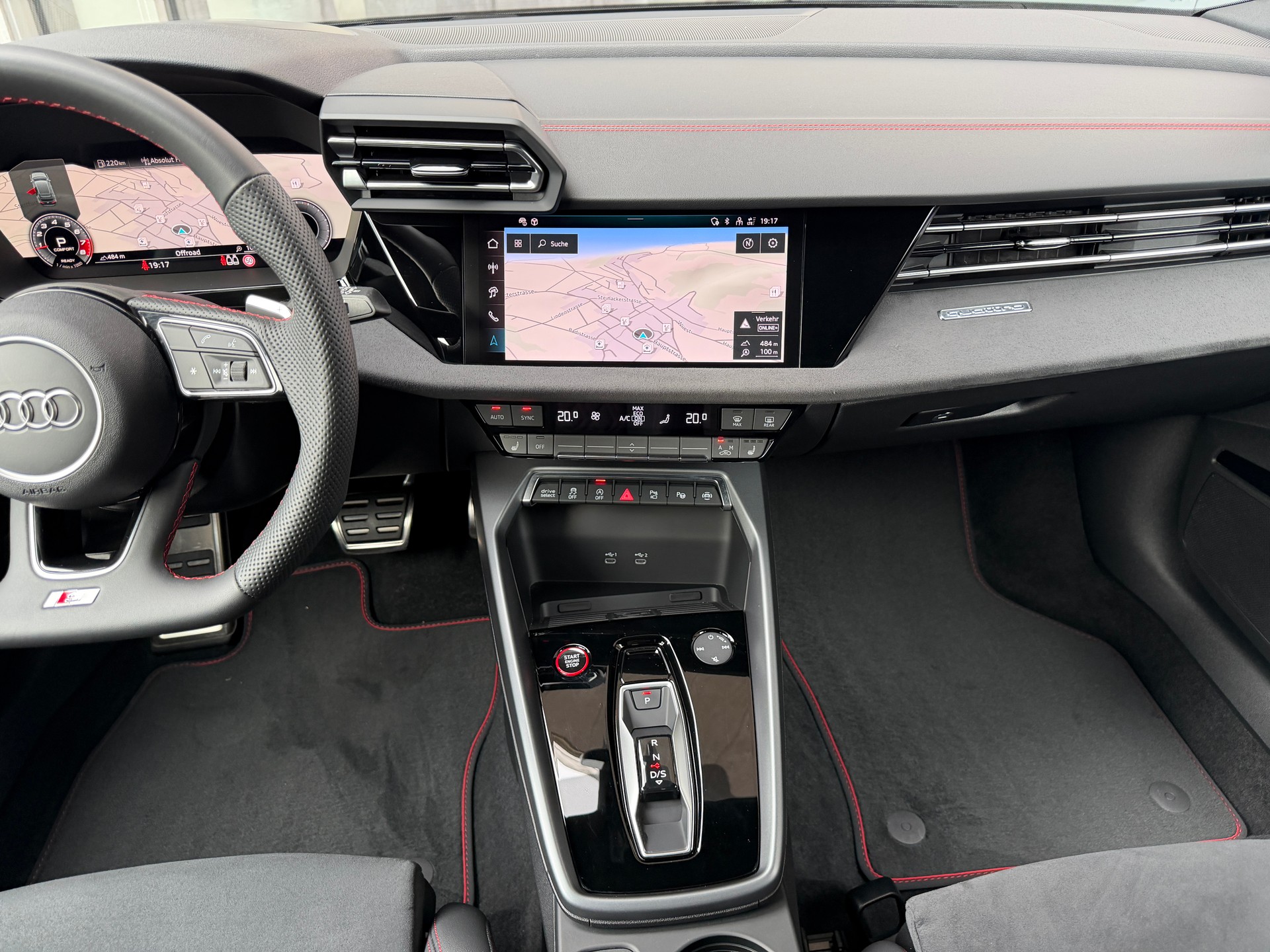 AUDI S3 Sportback TFSI quattro S-tronic-image-21