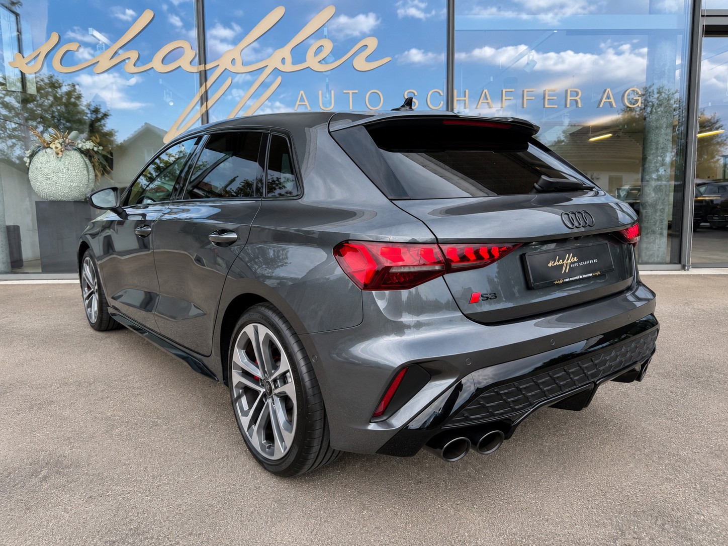 AUDI S3 Sportback TFSI quattro S-tronic-image-6