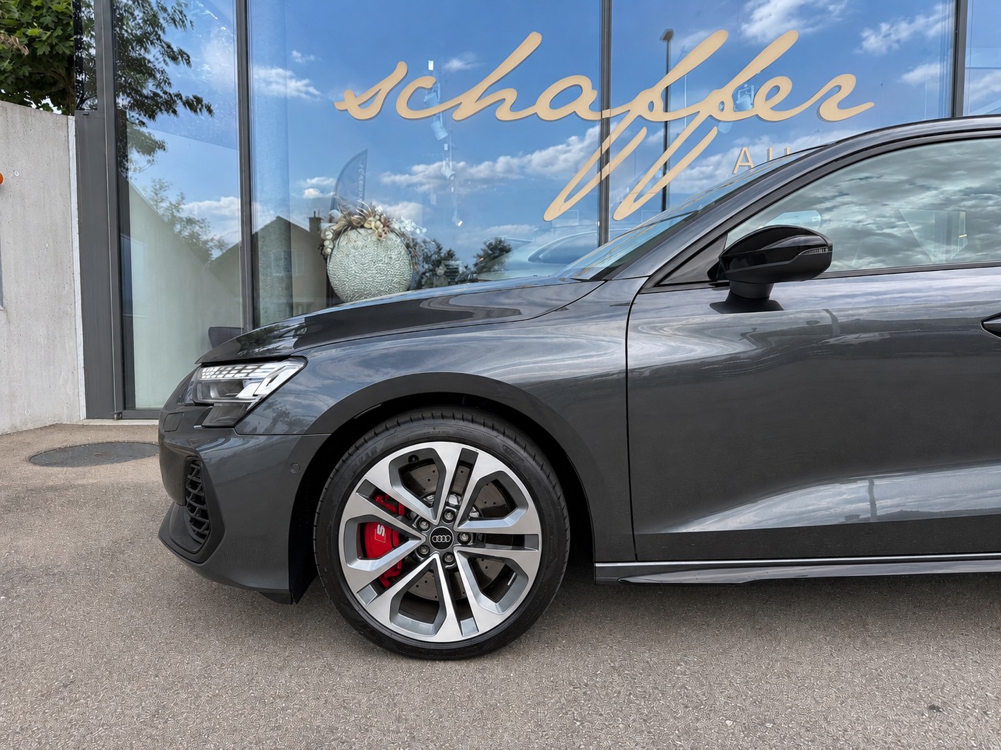 AUDI S3 Sportback TFSI quattro S-tronic-image-5