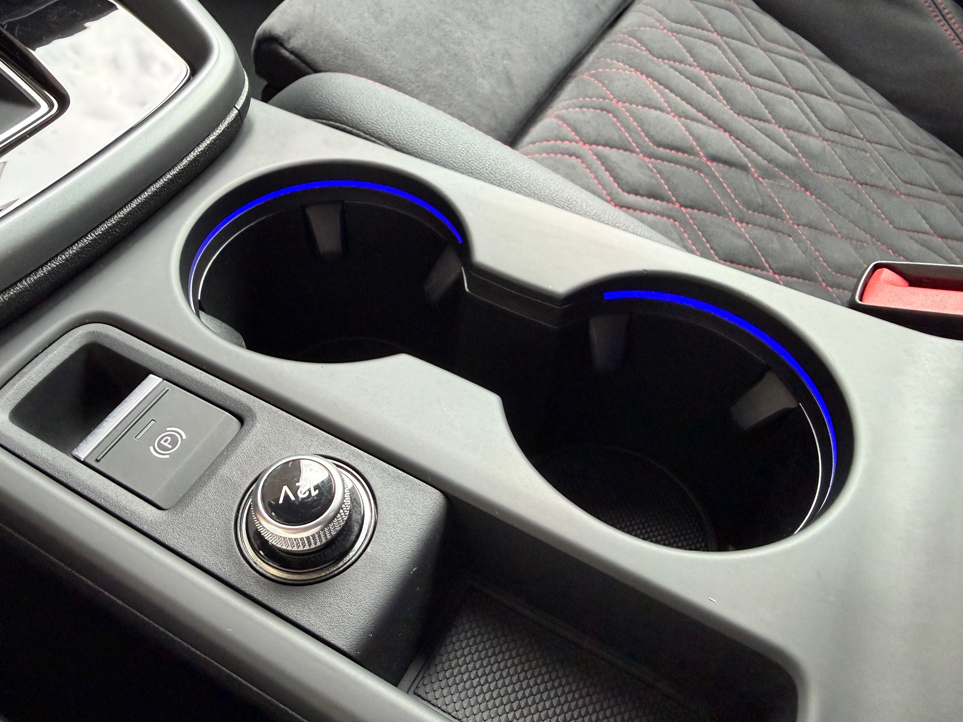 AUDI S3 Sportback TFSI quattro S-tronic-image-31