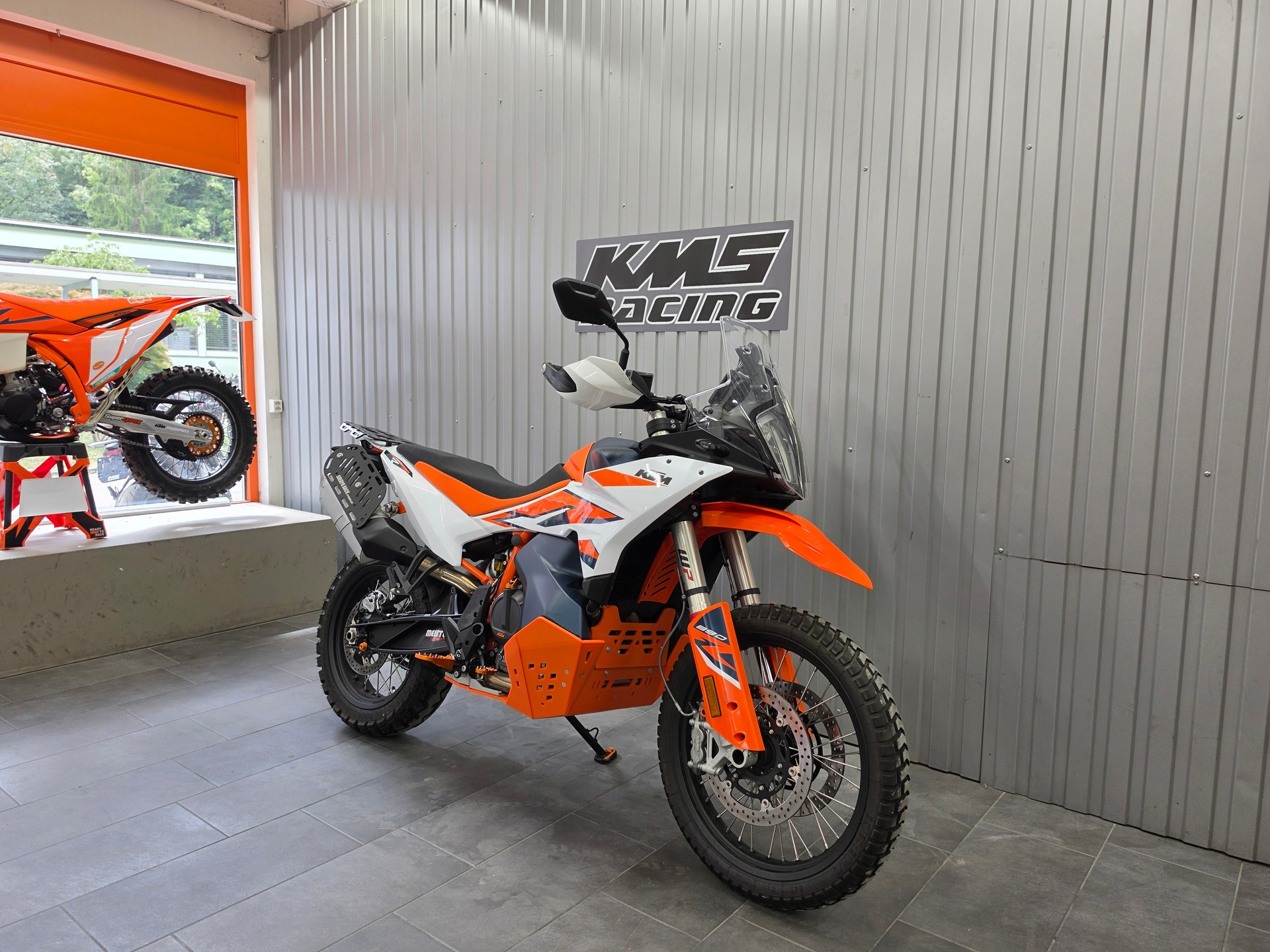 KTM 890 Adventure R-image-1