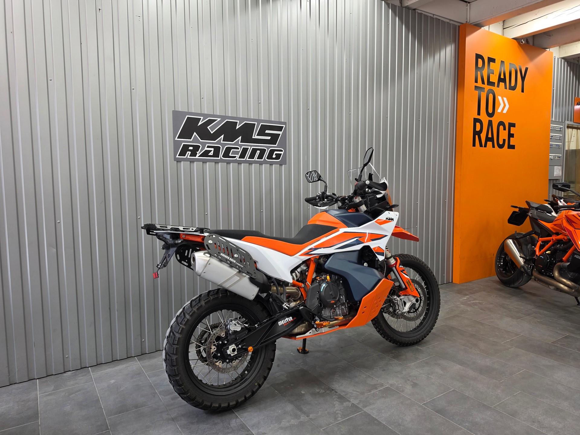 KTM 890 Adventure R-image-2