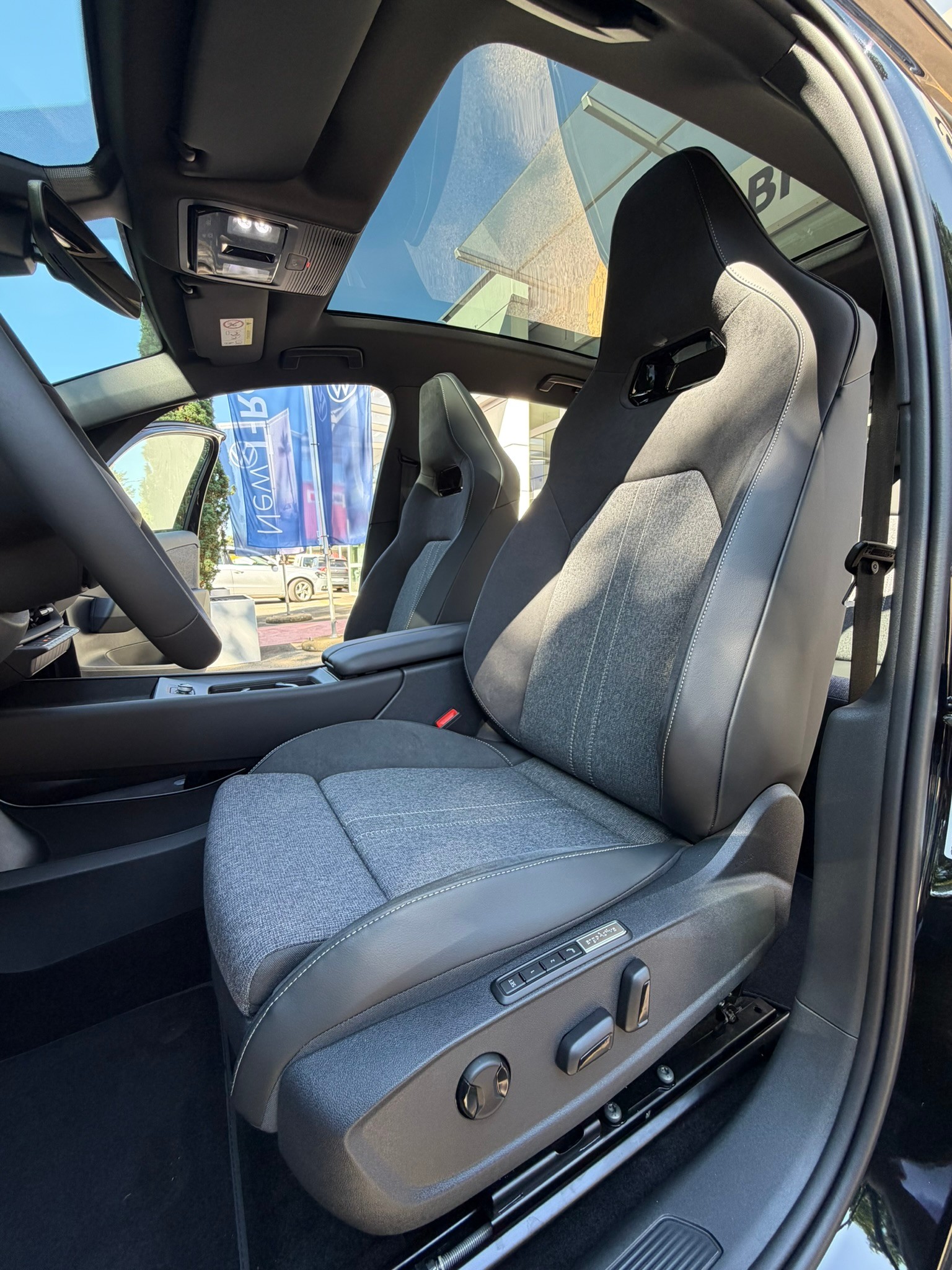 VW ID.3 Neo 79 kWh 231 PS Style-image-11