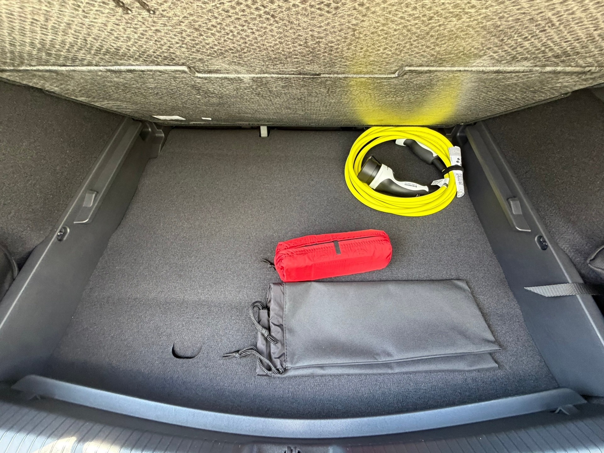 VW ID.3 Neo 79 kWh 231 PS Style-image-32