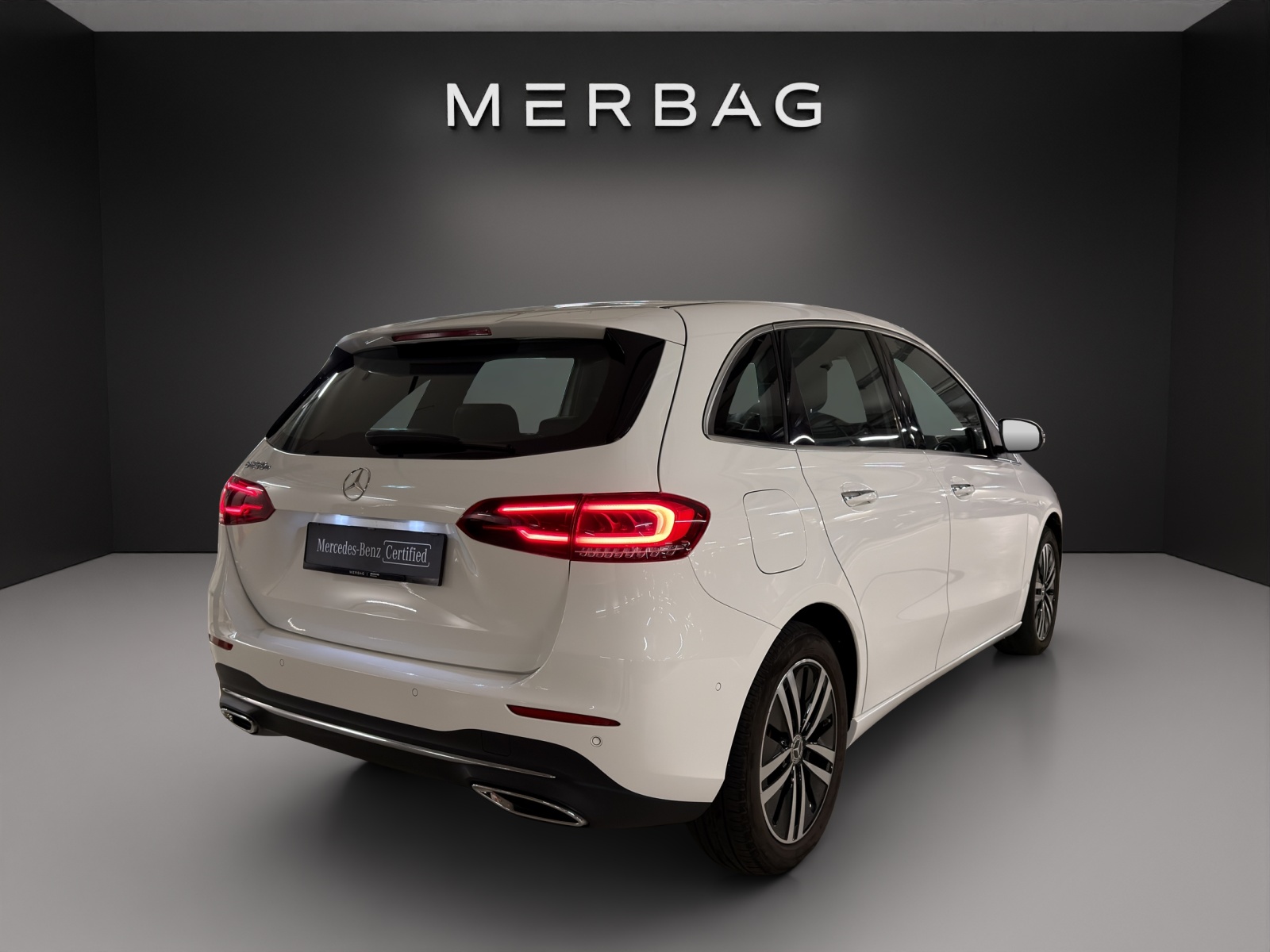 MERCEDES-BENZ B 250 e Progressive 8G-DCT-image-2