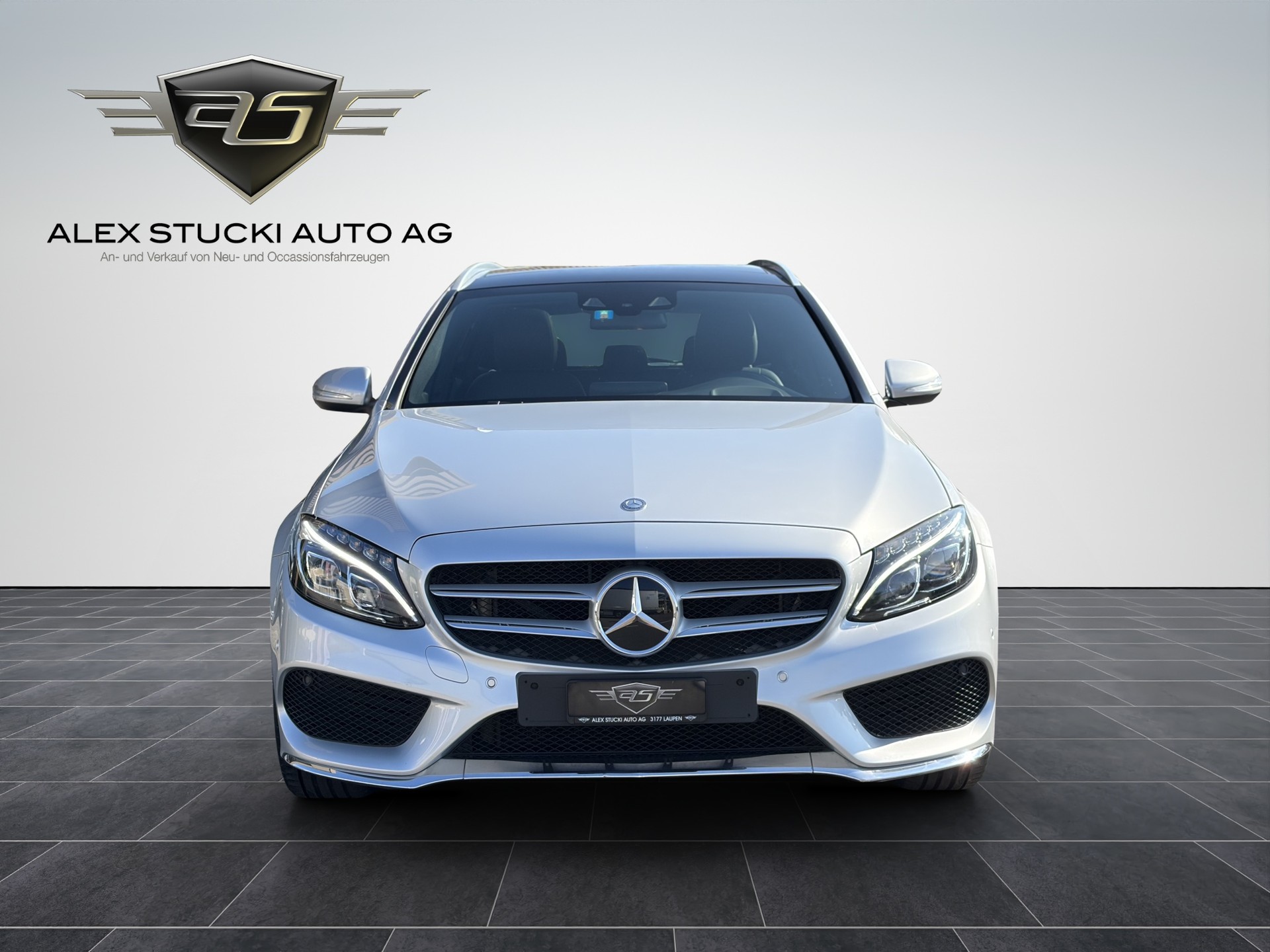 MERCEDES-BENZ C 400 AMG Line 4Matic 7G-Tronic-showroom-element-1