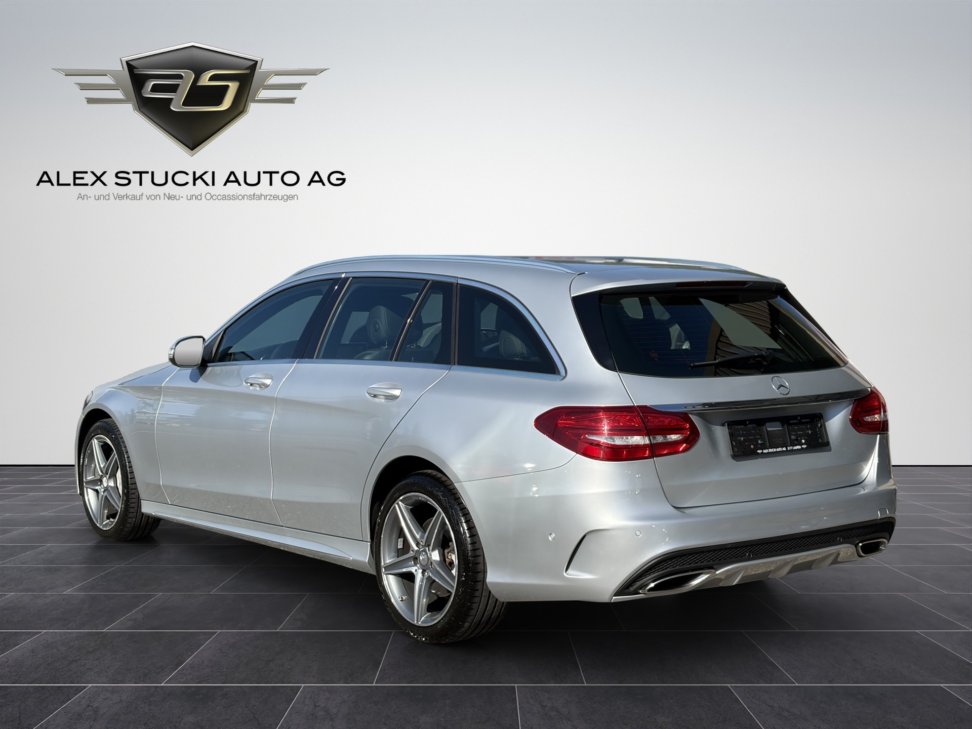 MERCEDES-BENZ C 400 AMG Line 4Matic 7G-Tronic-image-7