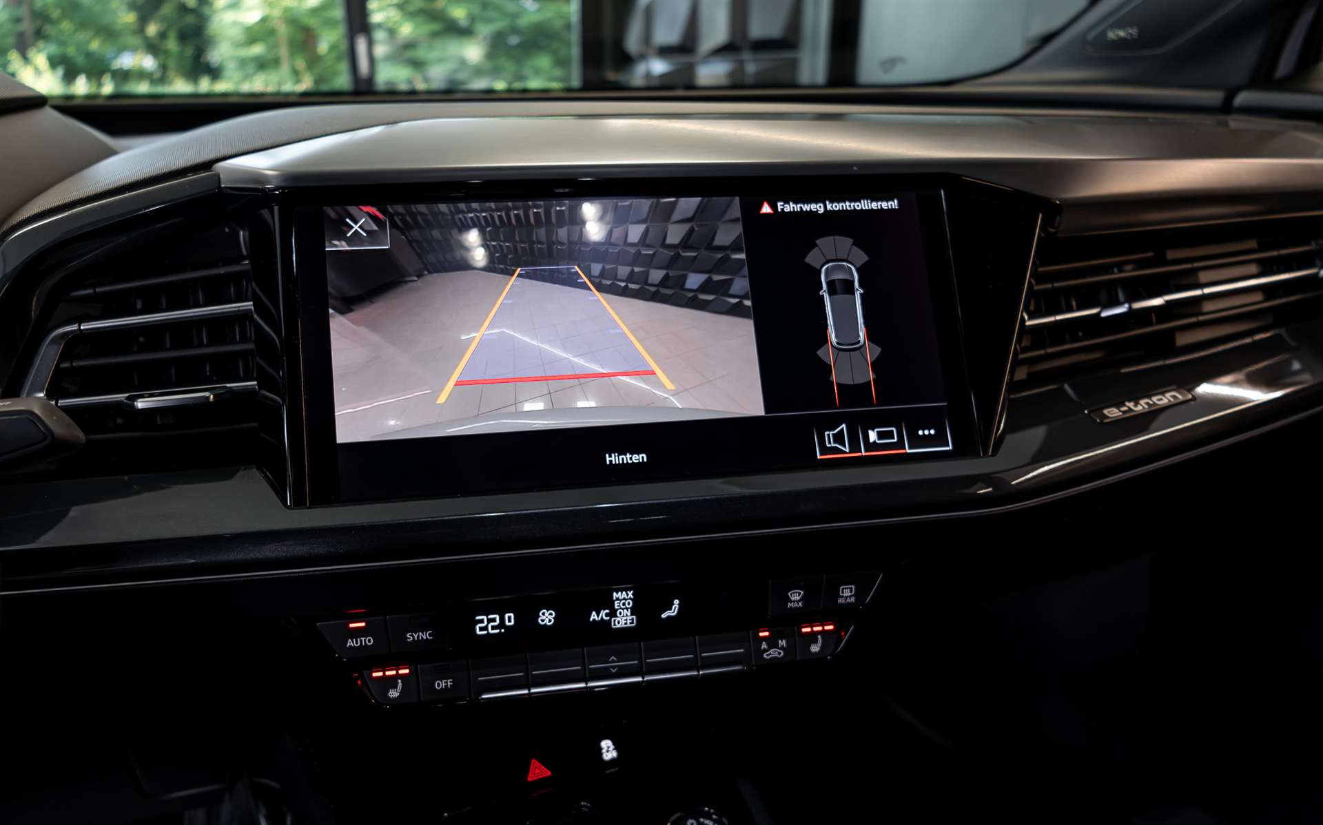 AUDI Q4 e-tron 40-image-20