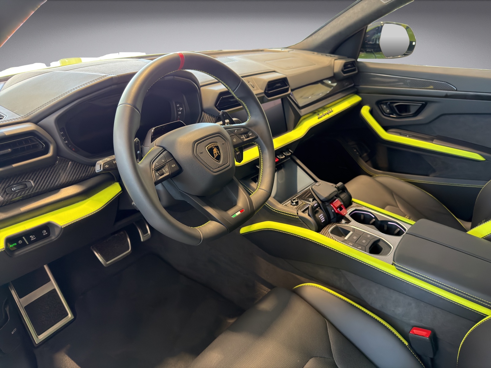 LAMBORGHINI Urus 4.0 SE-image-6