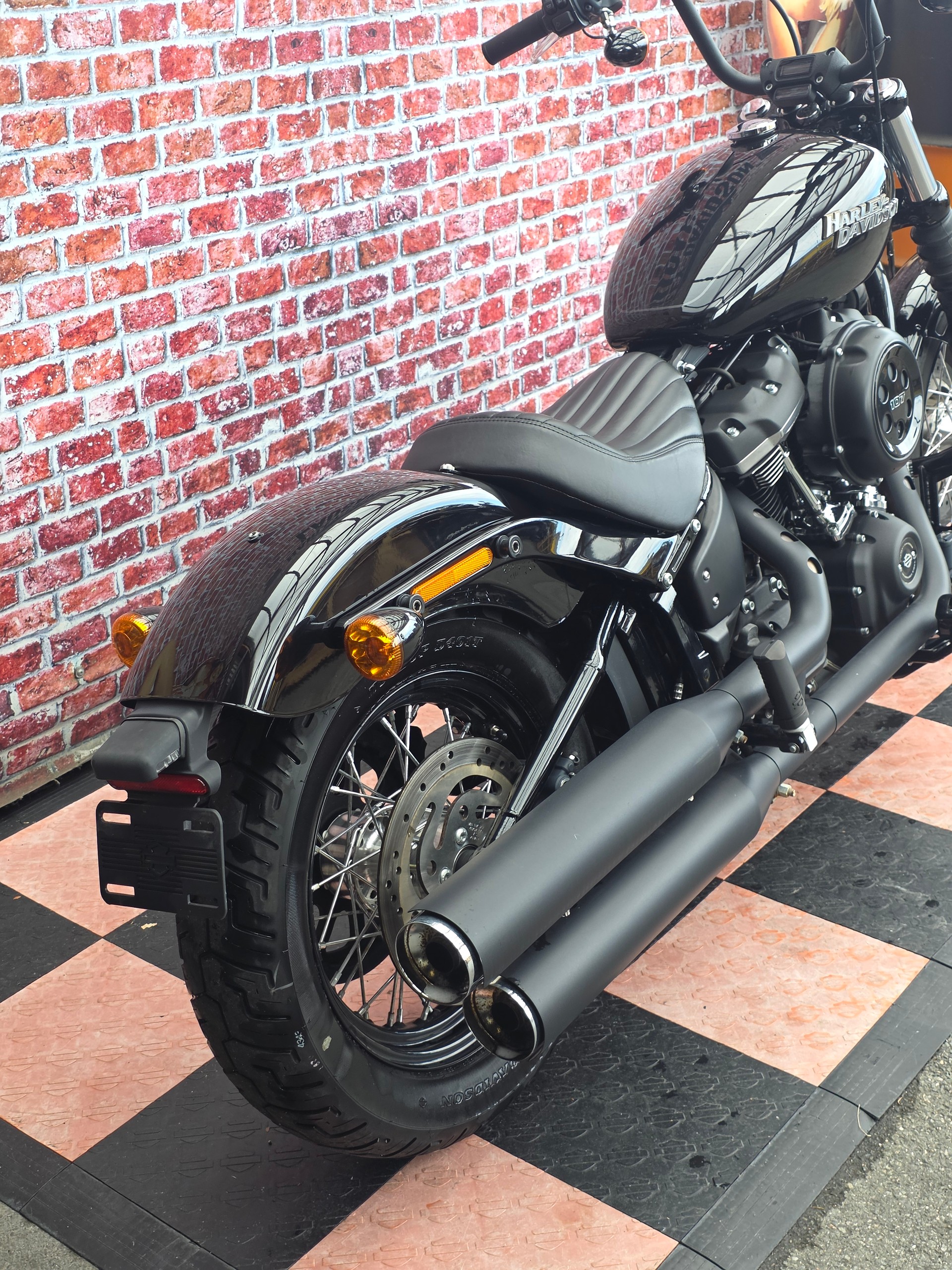 HARLEY-DAVIDSON FXBB Street Bob 107 ABS-image-9