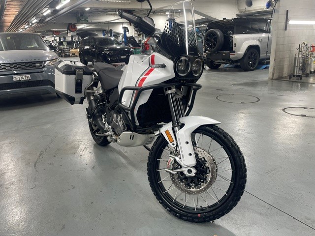 DUCATI Desert X-image-0
