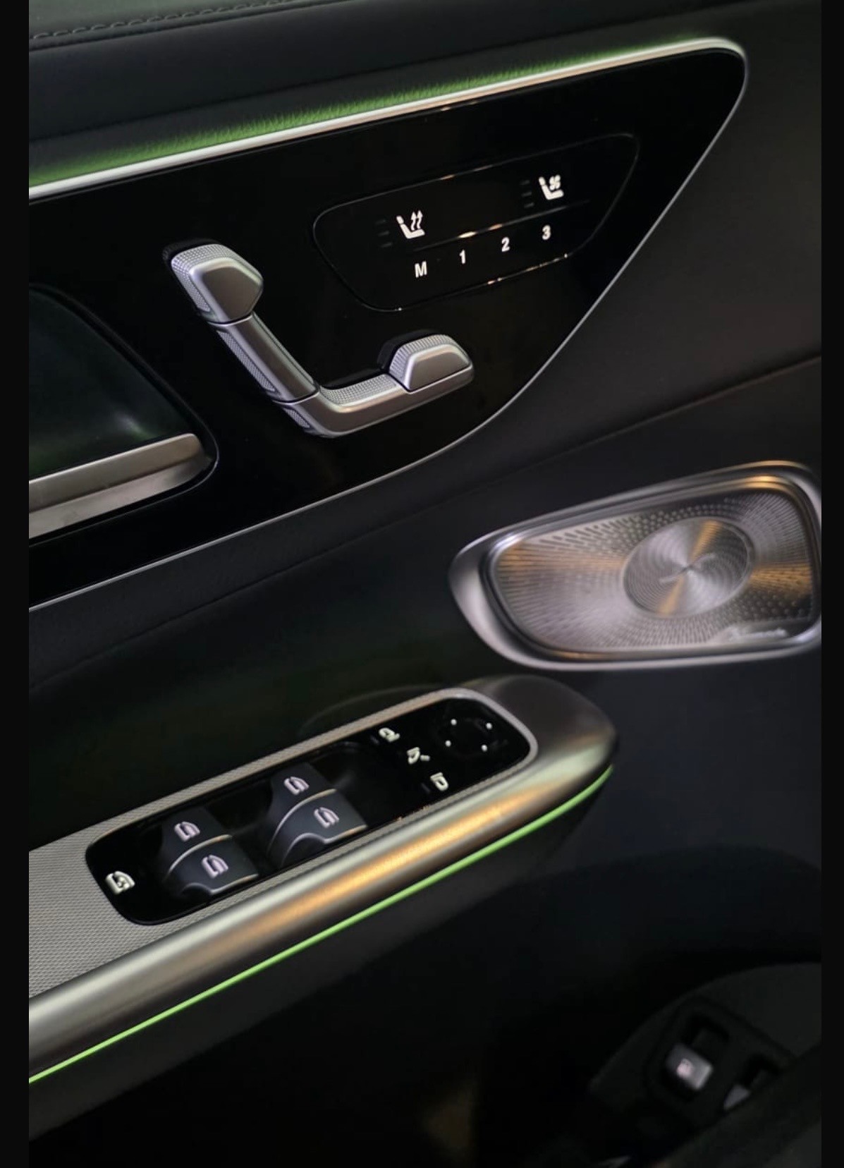 MERCEDES-BENZ GLC 400 e 4Matic 9G-Tronic-image-14