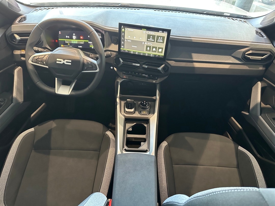 DACIA Bigster TCe Hybrid 150 48V Journey 4x4-image-10