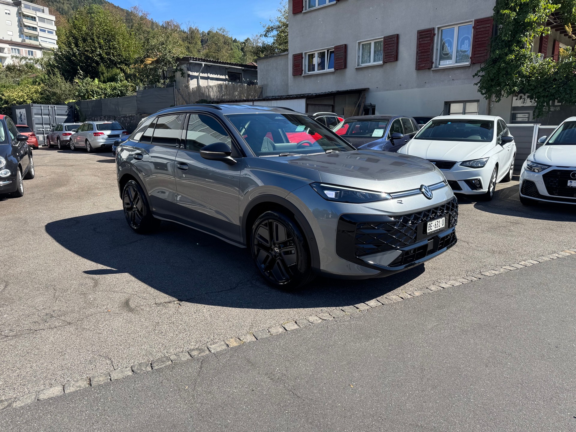 VW T-Roc 1.5 eTSI mHEV R-Line DSG-showroom-element-3