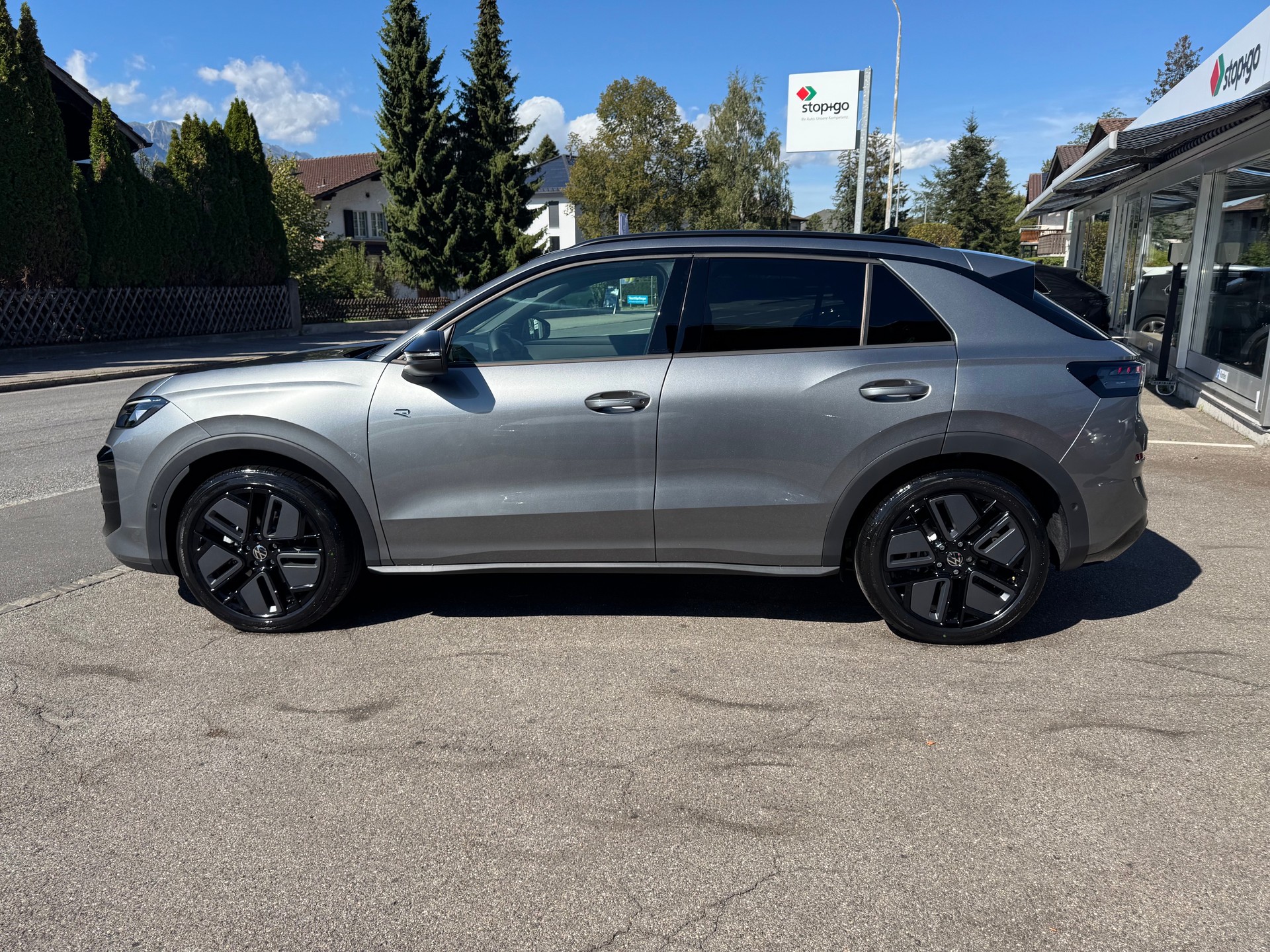 VW T-Roc 1.5 eTSI mHEV R-Line DSG-image-8