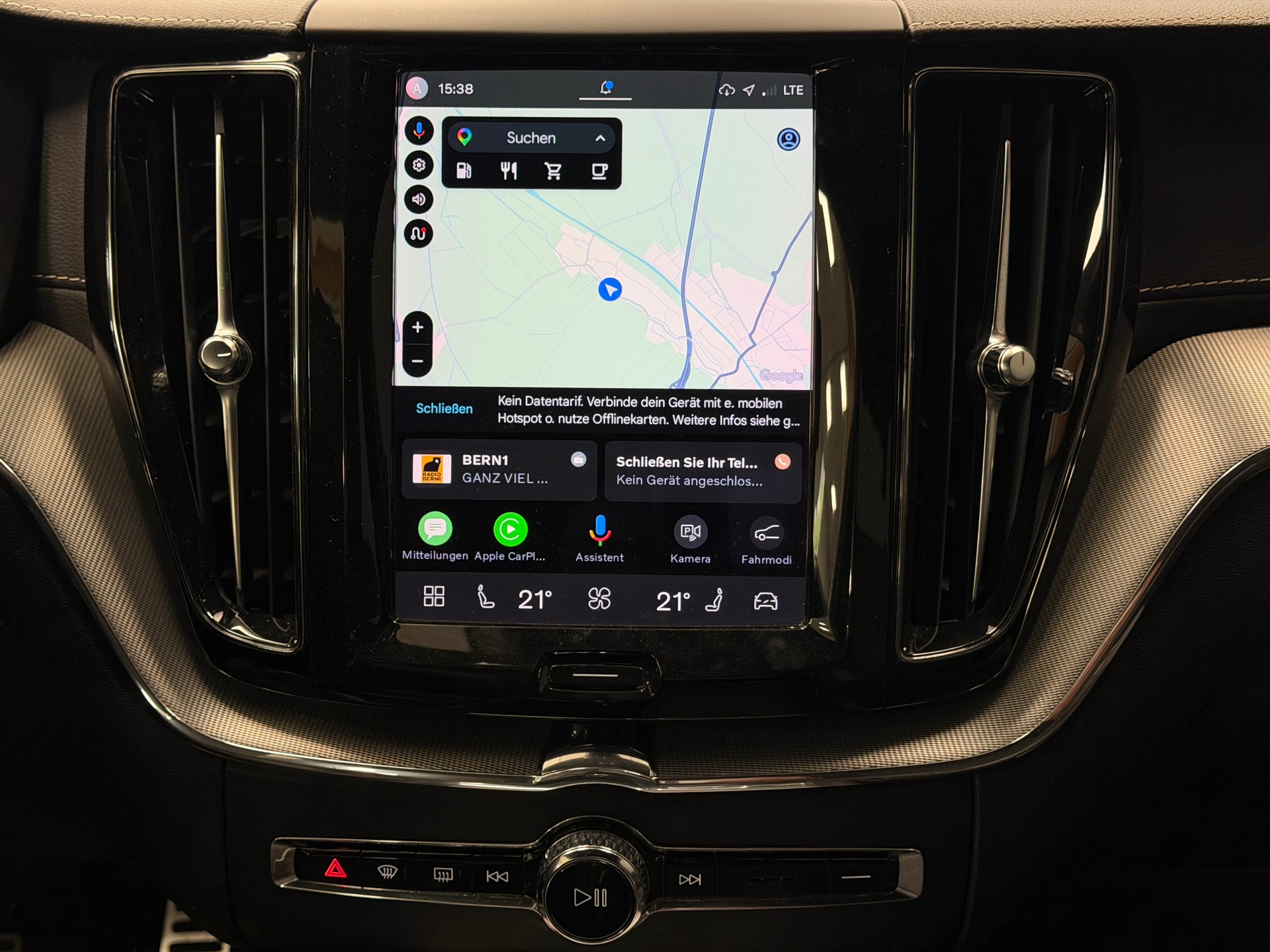 VOLVO XC60 B5 Diesel Mild Hybrid AWD R-Design Geartronic-image-17