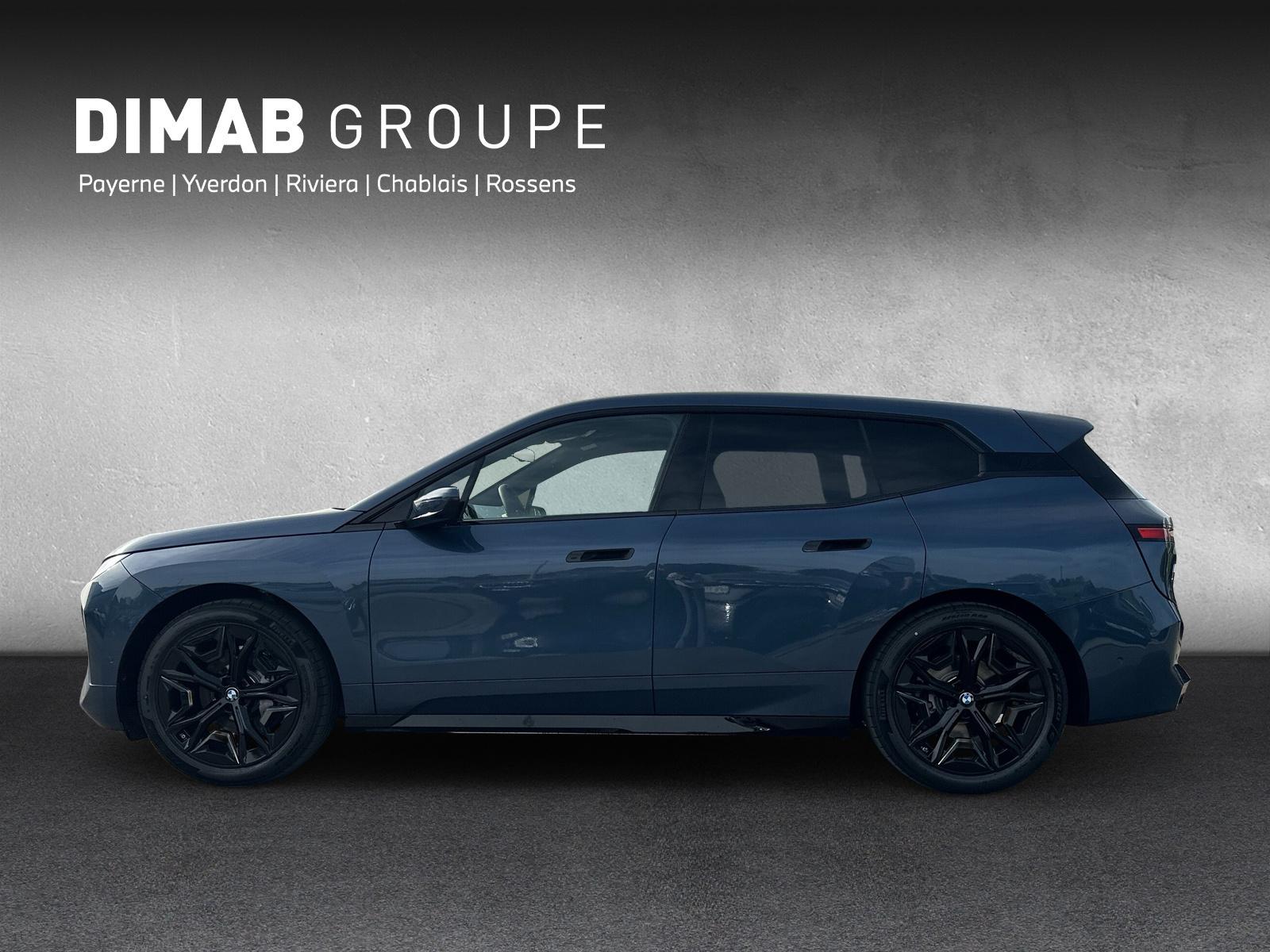 BMW iX xDrive60 i20 (CH) AHK ** Action Leasing à 0.9% ** 📍-showroom-element-1