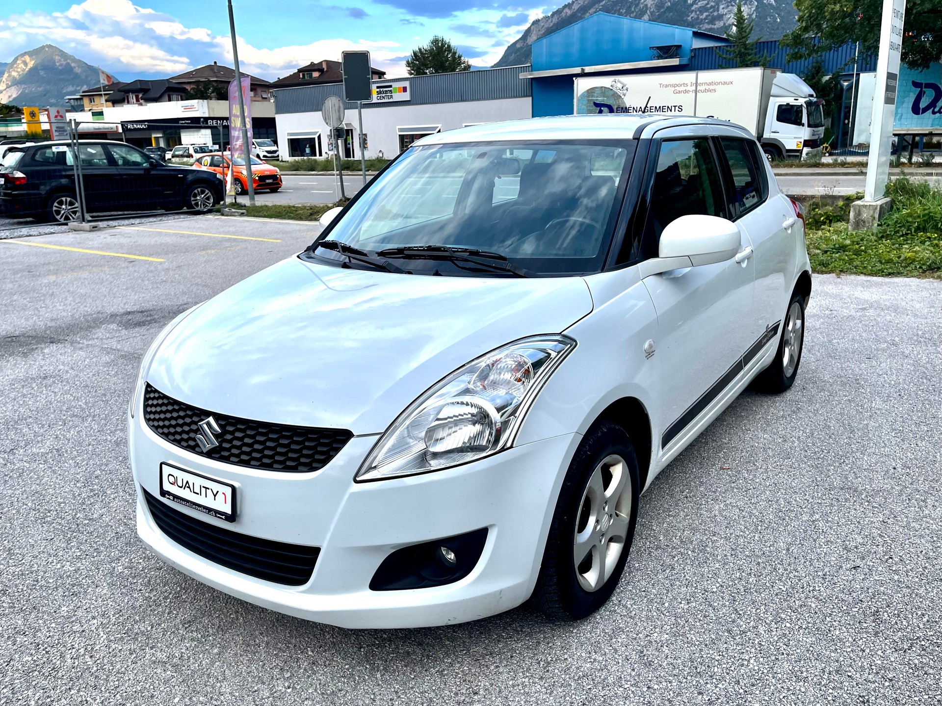 SUZUKI Swift 1.2i 16V GL Top 4x4-showroom-element-2