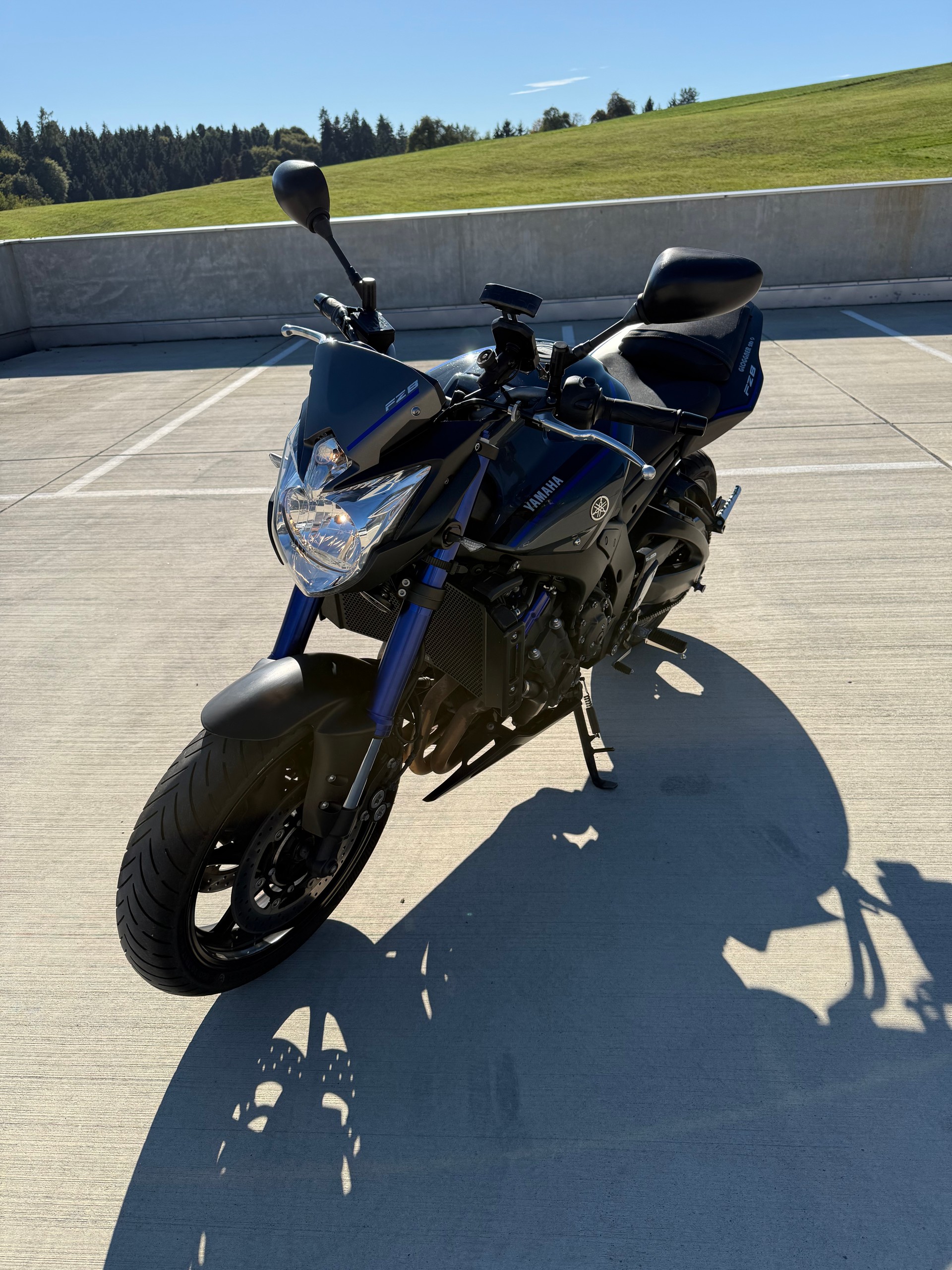 YAMAHA FZ8 N ABS-image-4