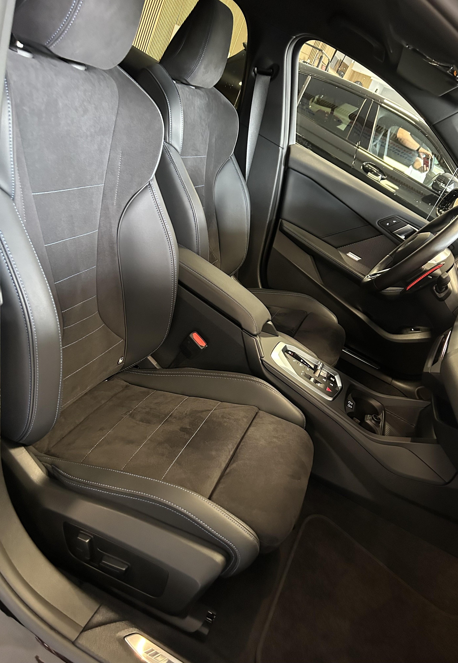 BMW 1er Reihe F70 M135i xDrive-image-21