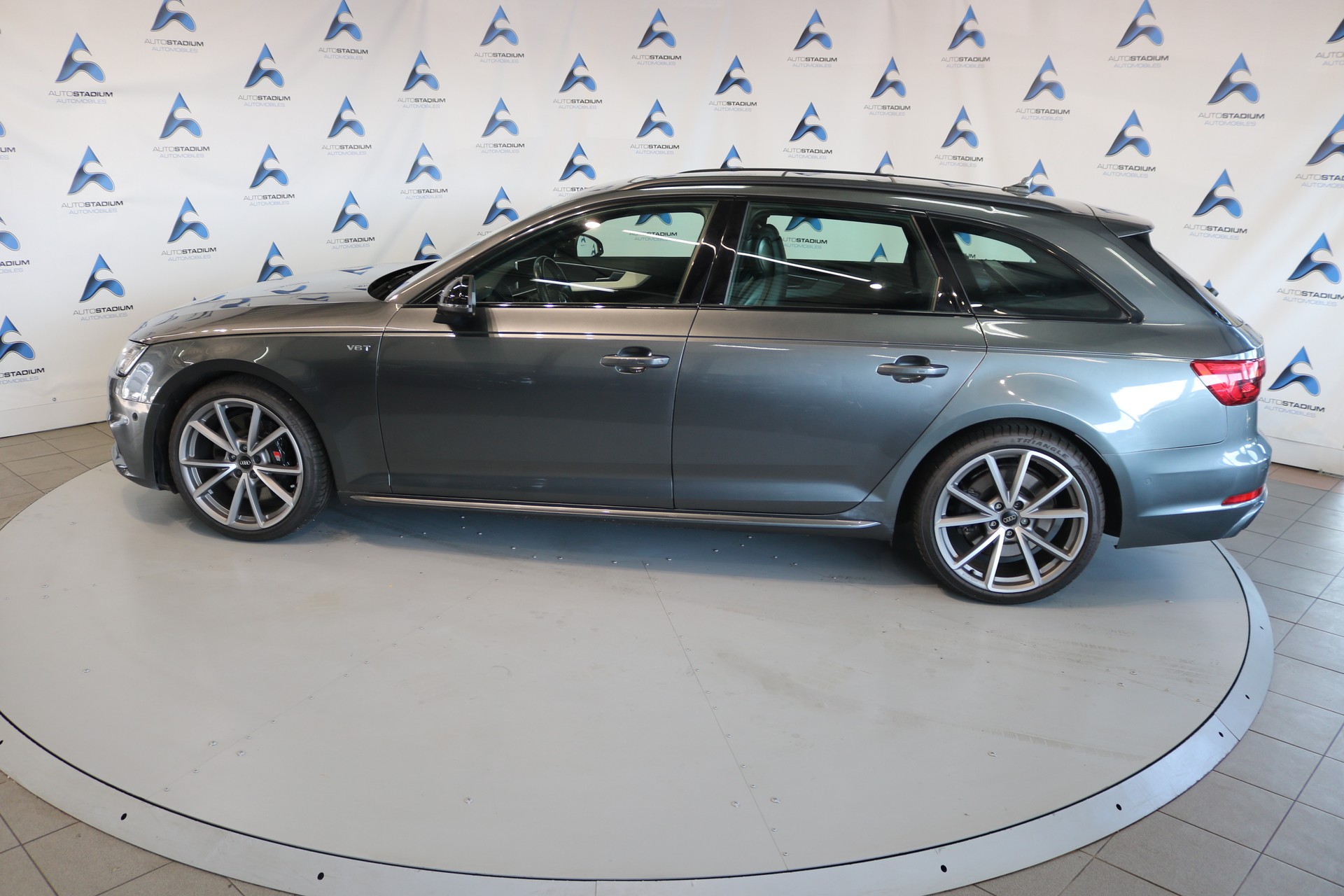 AUDI S4 Avant 3.0 TFSI quattro tiptronic-image-10
