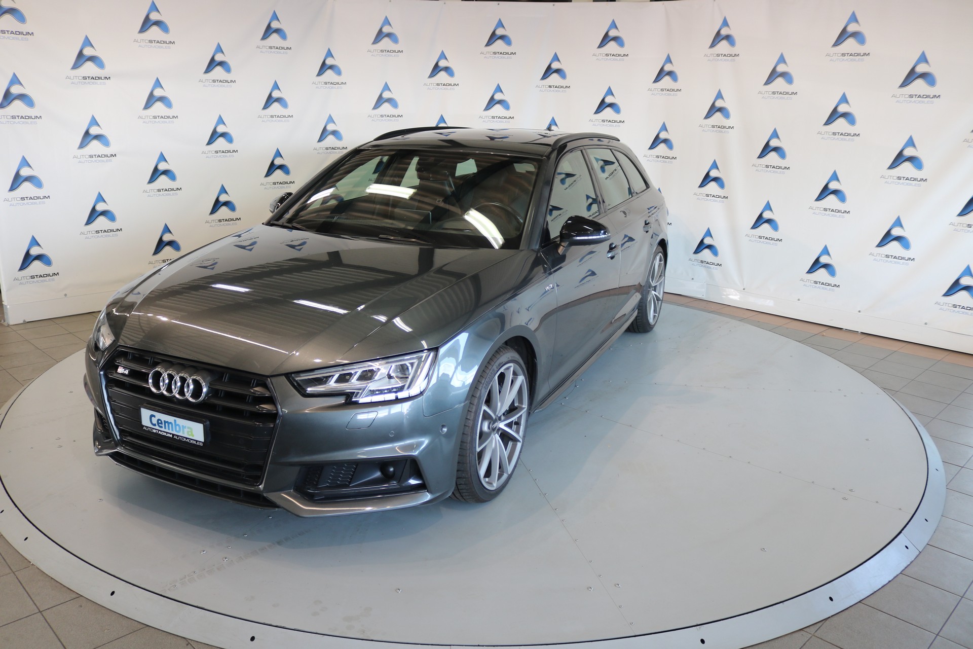 AUDI S4 Avant 3.0 TFSI quattro tiptronic-image-4