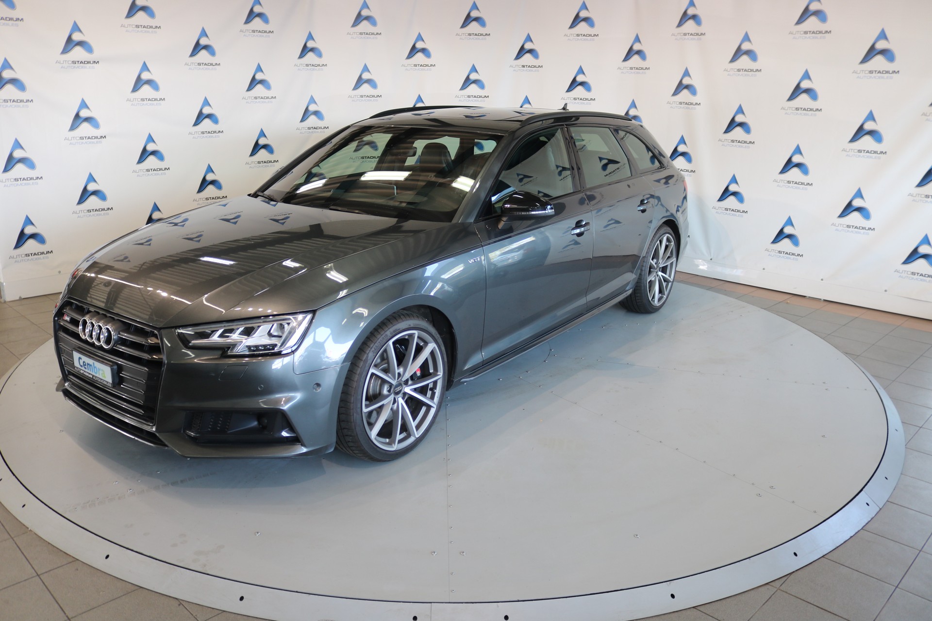 AUDI S4 Avant 3.0 TFSI quattro tiptronic-image-5