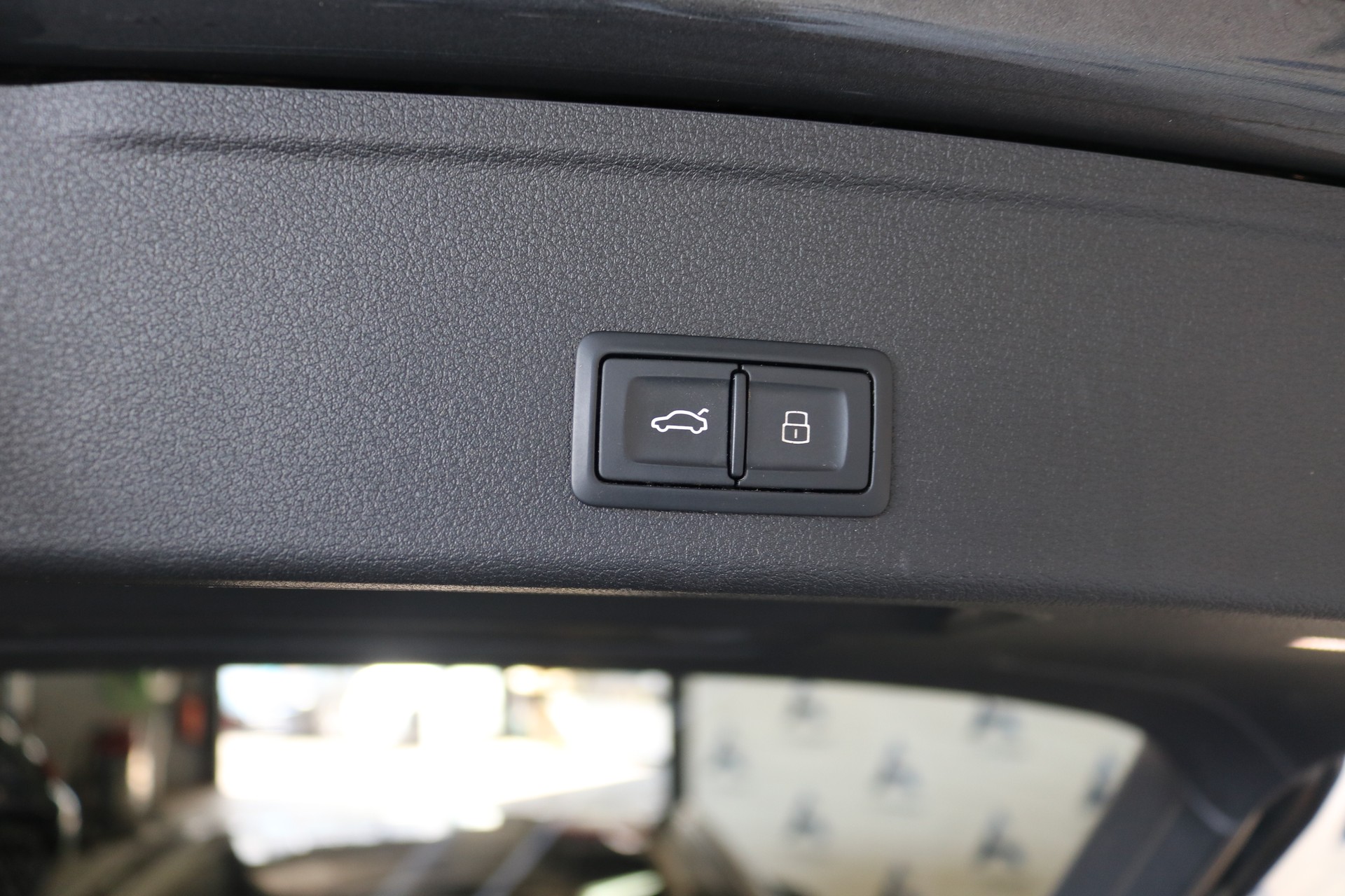 AUDI S4 Avant 3.0 TFSI quattro tiptronic-image-32