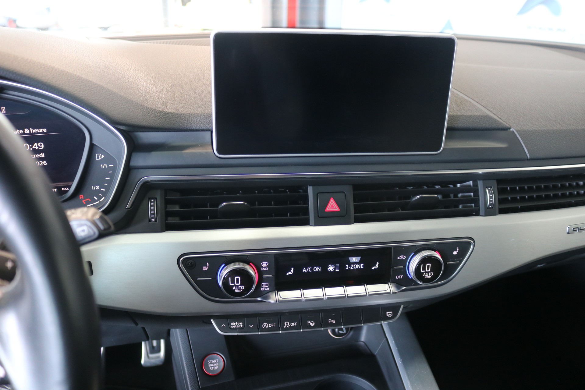 AUDI S4 Avant 3.0 TFSI quattro tiptronic-image-41