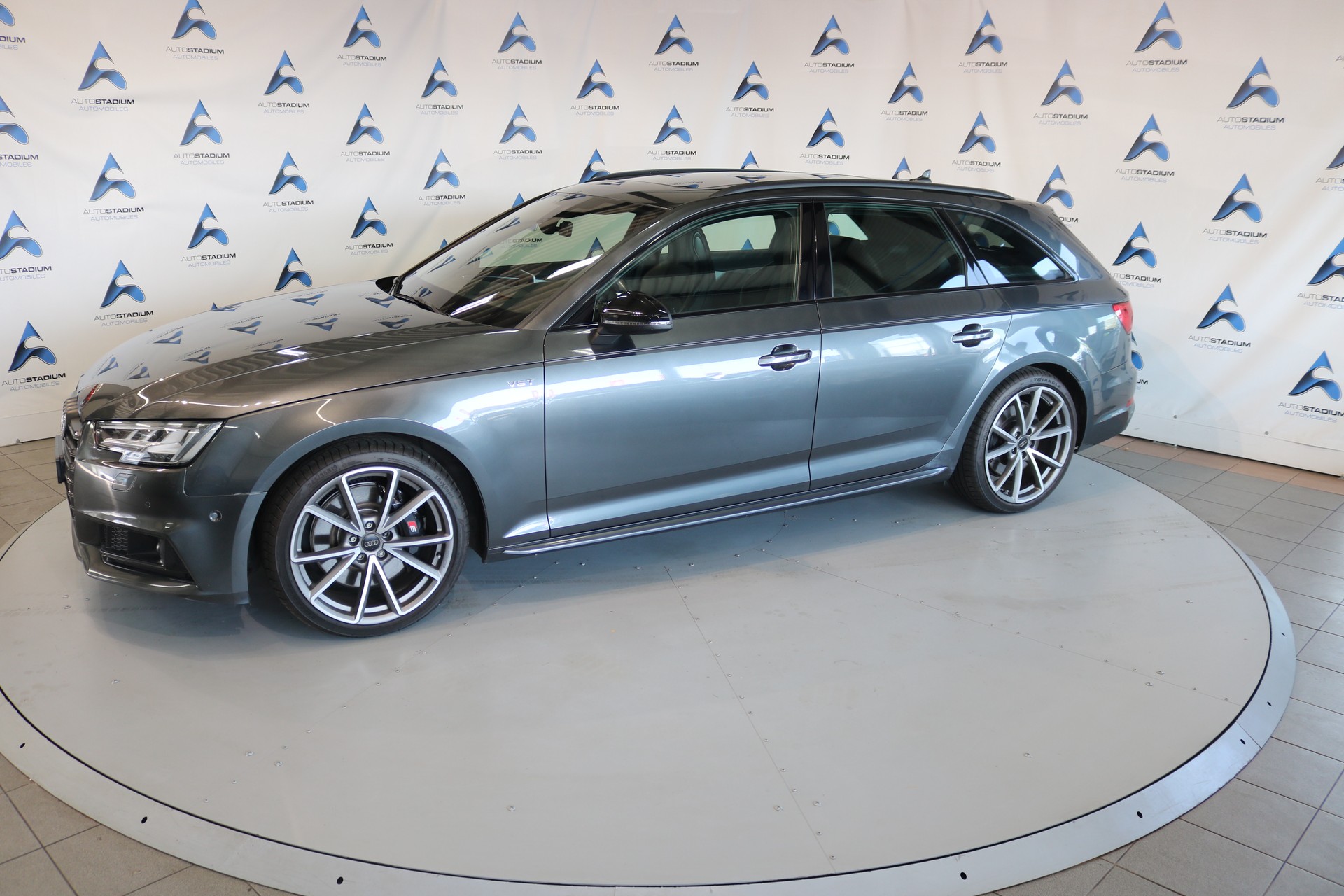 AUDI S4 Avant 3.0 TFSI quattro tiptronic-image-7