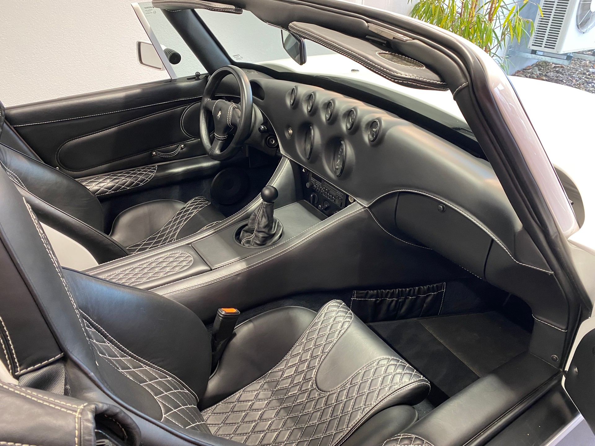 WIESMANN Roadster MF3-image-22