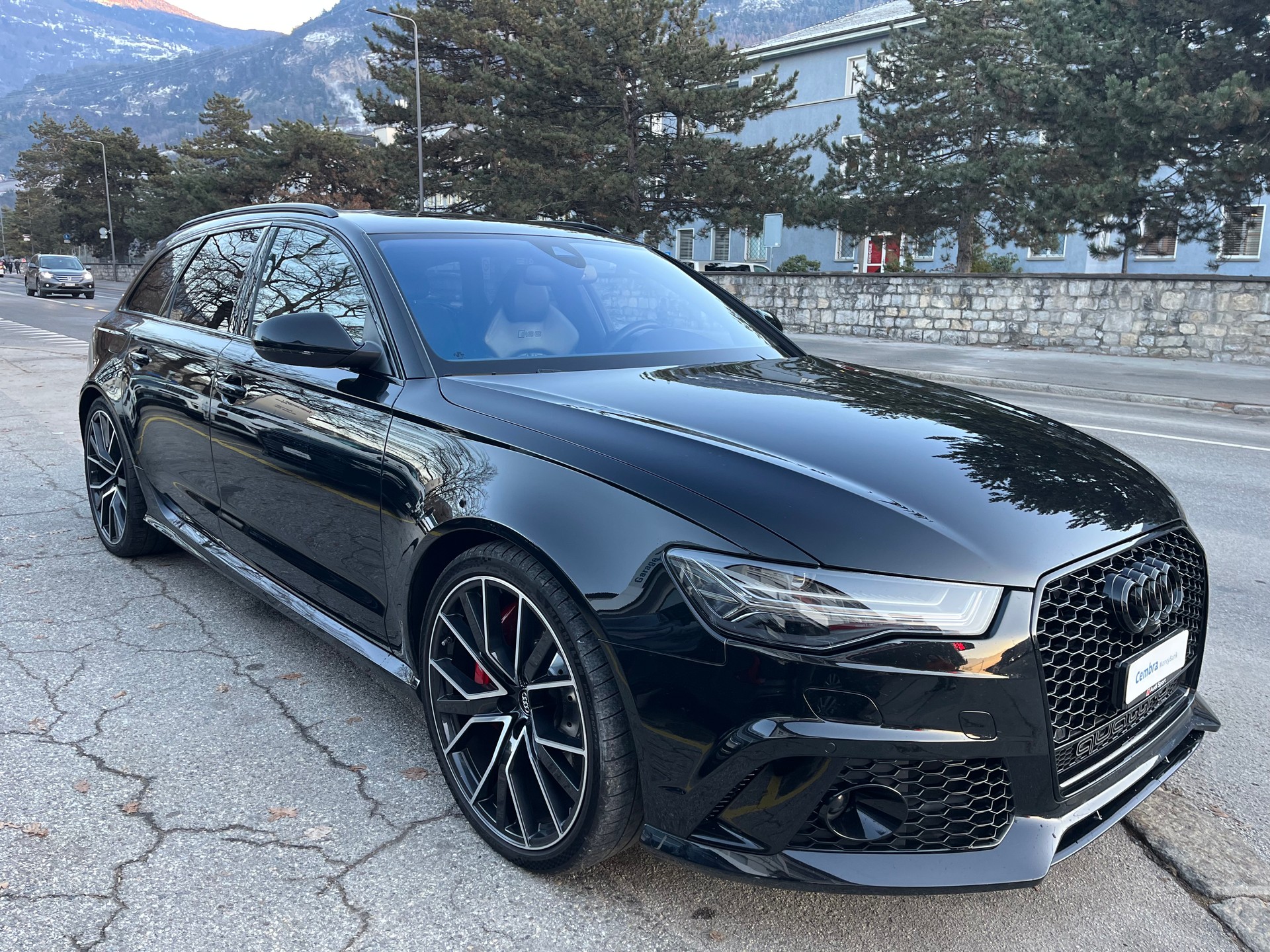 AUDI RS6 Avant 4.0 TFSI V8 performance quattro-showroom-element-1