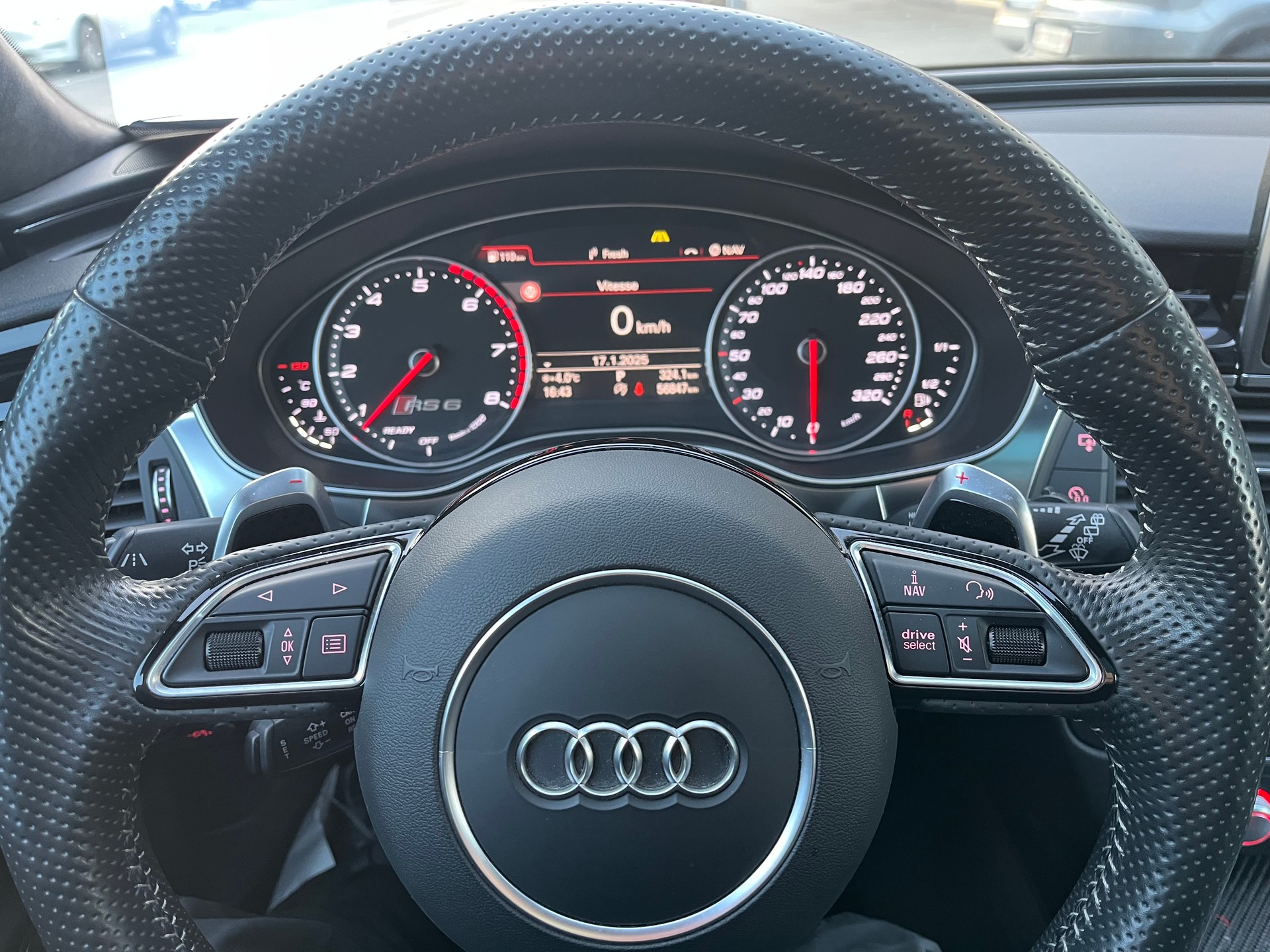AUDI RS6 Avant 4.0 TFSI V8 performance quattro-image-8