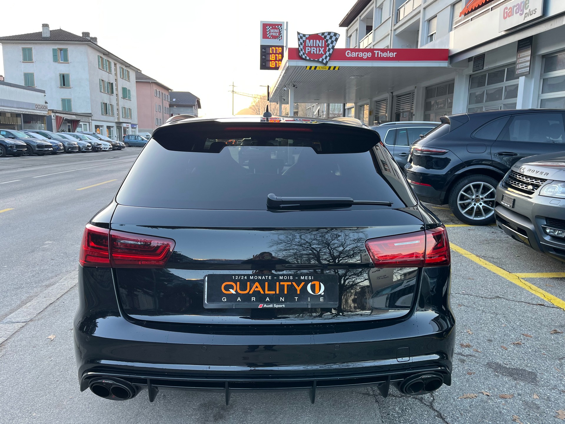 AUDI RS6 Avant 4.0 TFSI V8 performance quattro-showroom-element-3