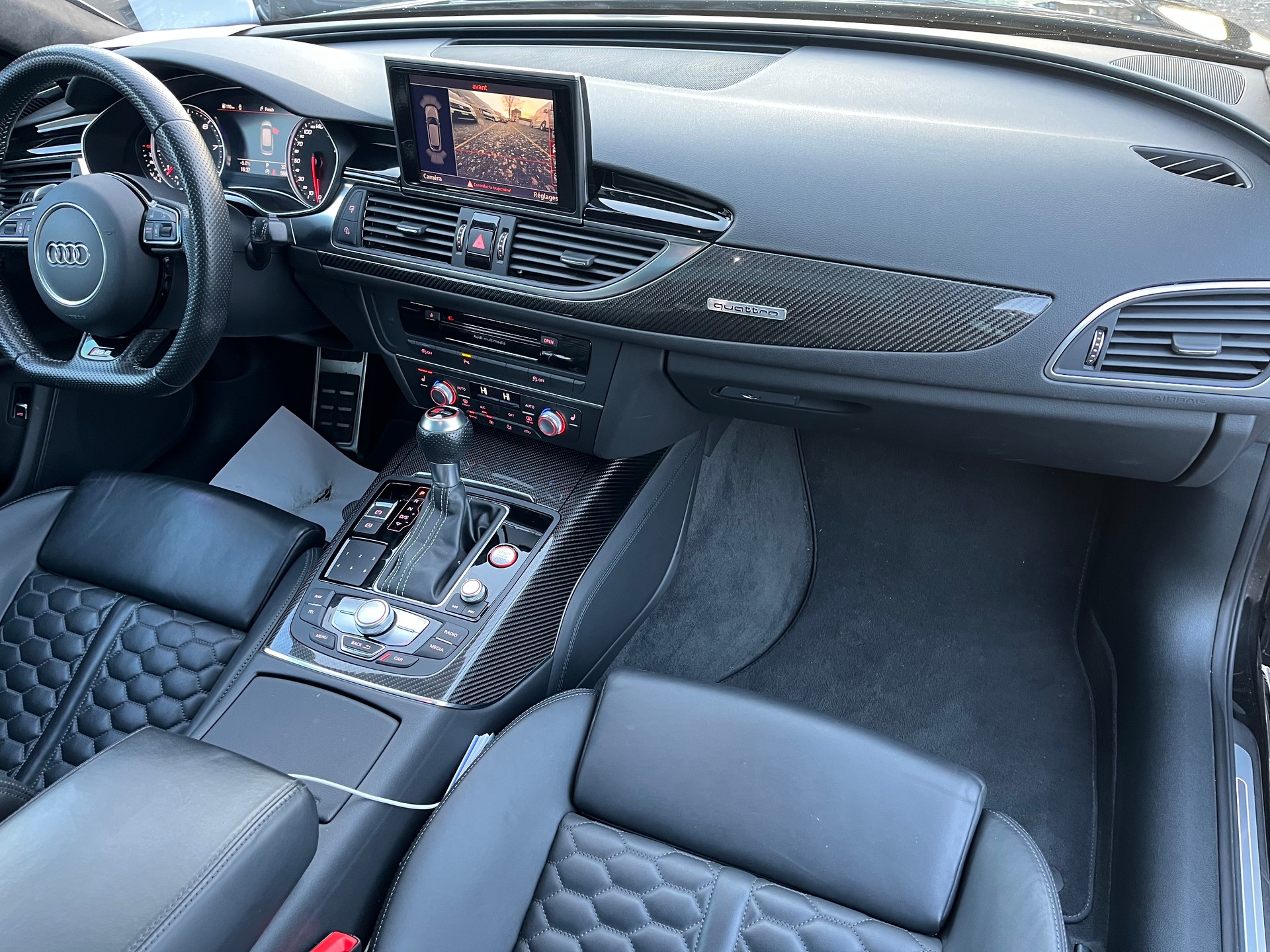 AUDI RS6 Avant 4.0 TFSI V8 performance quattro-image-12
