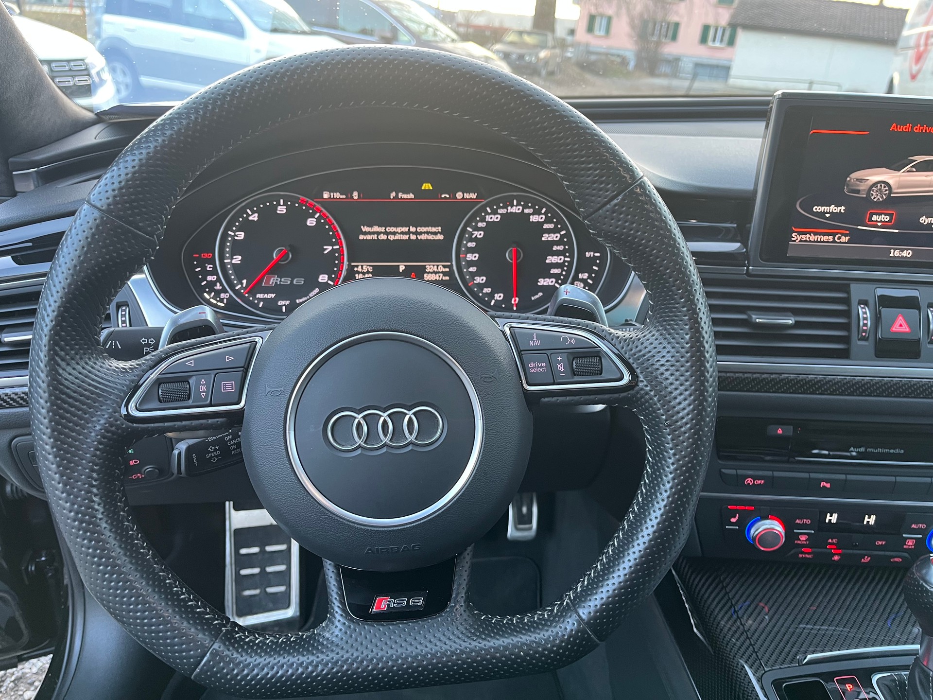 AUDI RS6 Avant 4.0 TFSI V8 performance quattro-image-9
