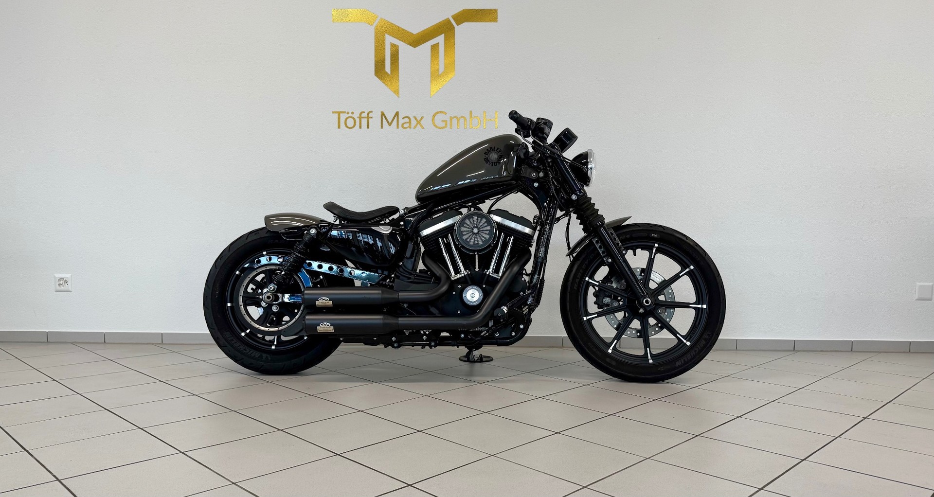 HARLEY-DAVIDSON XL 883 N Sportster Iron ABS