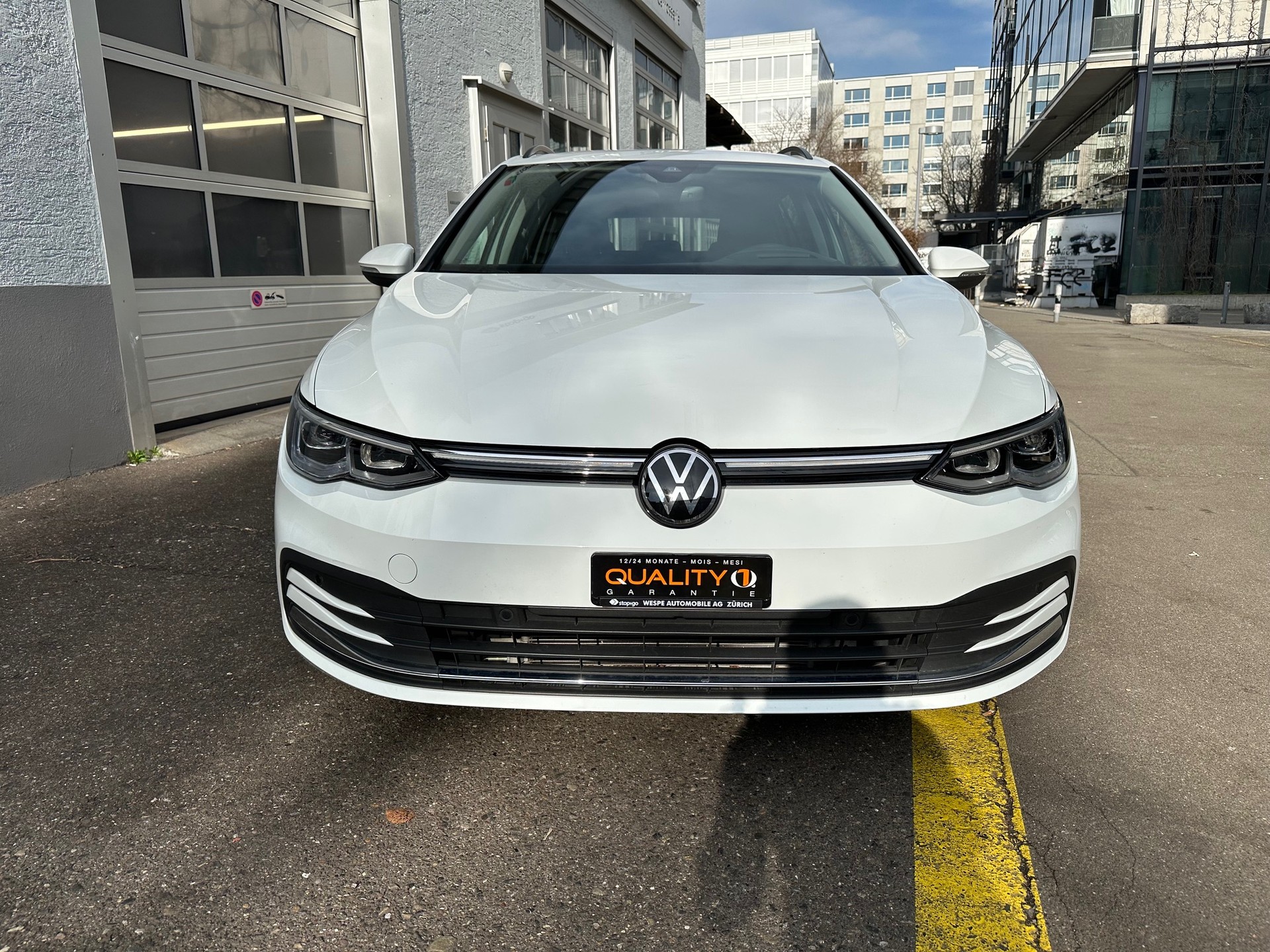 VW Golf Variant 2.0 TDI Style DSG-image-1