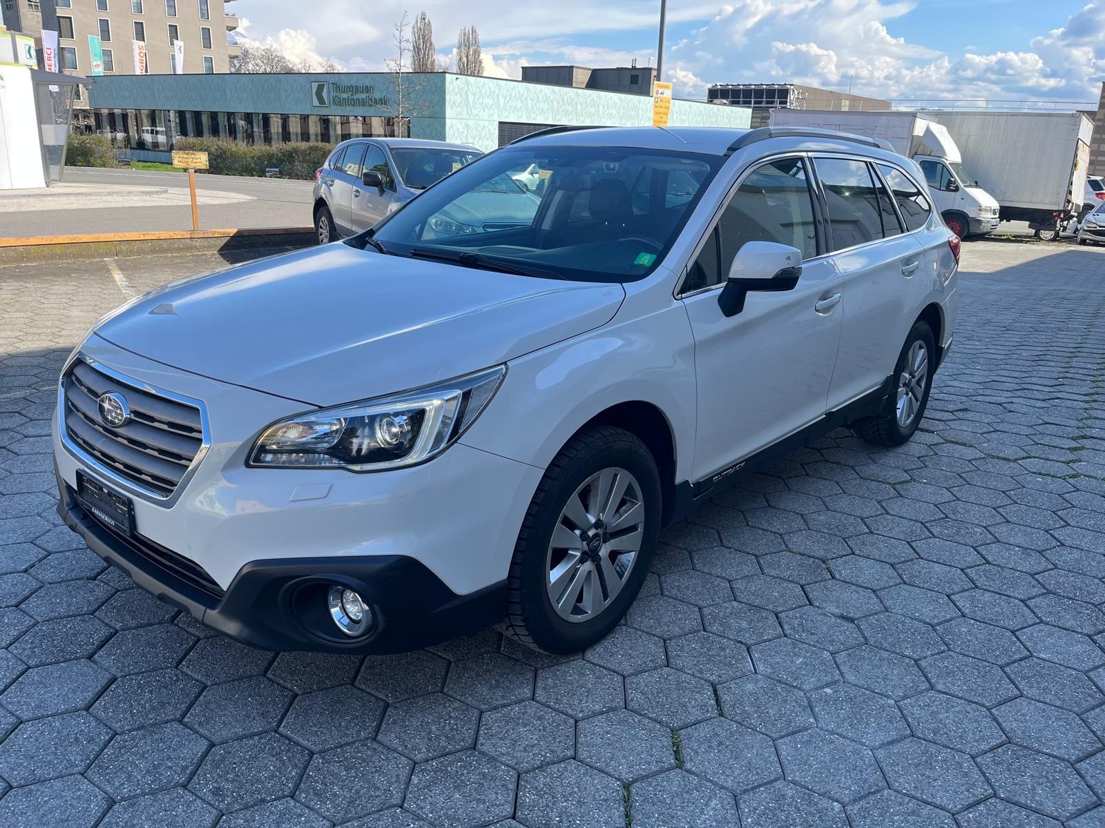 SUBARU Outback 2.0D Swiss AWD Lineartronic