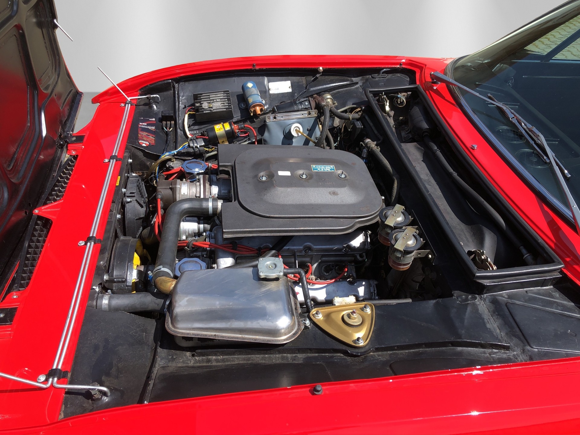 FIAT Coupe 2400-image-11