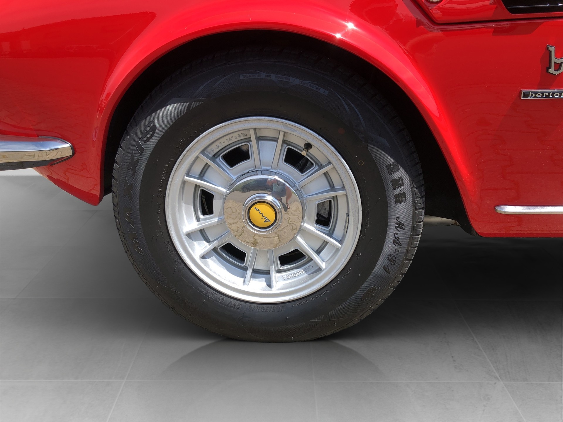 FIAT Coupe 2400-image-7