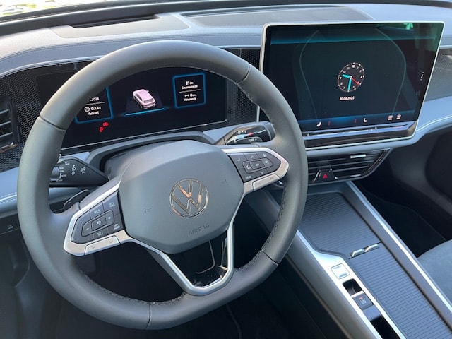 VW Passat Variant 1.5 TSI evo2 Plug-In- Hybrid Business DSG-image-5