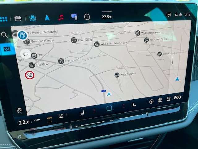 VW Passat Variant 1.5 TSI evo2 Plug-In- Hybrid Business DSG-image-10