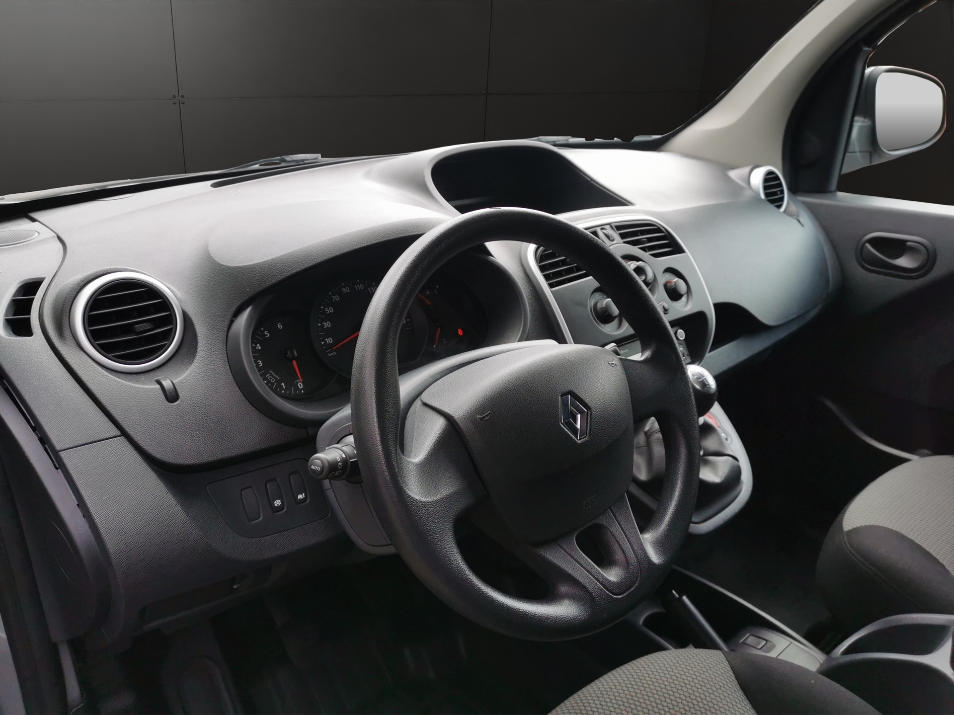 RENAULT Kangoo Medium TCe 115 ENERGY Business-showroom-element-3